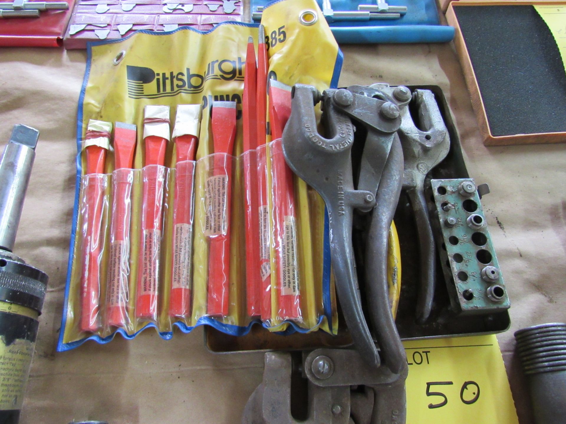 Lot: Assorted Hand Tools - Image 2 of 2