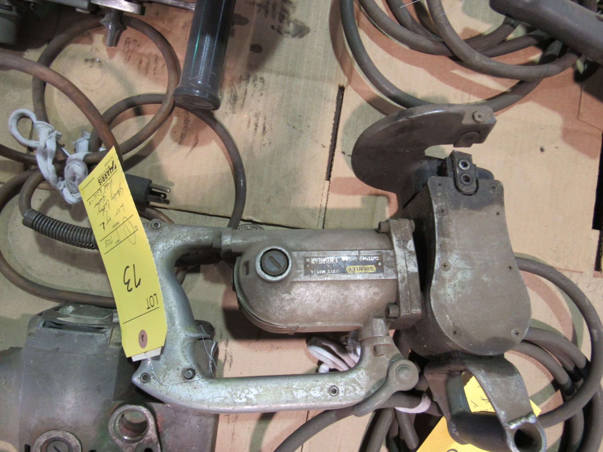Stanley Cutting Shears Model V212-01 - Image 2 of 2