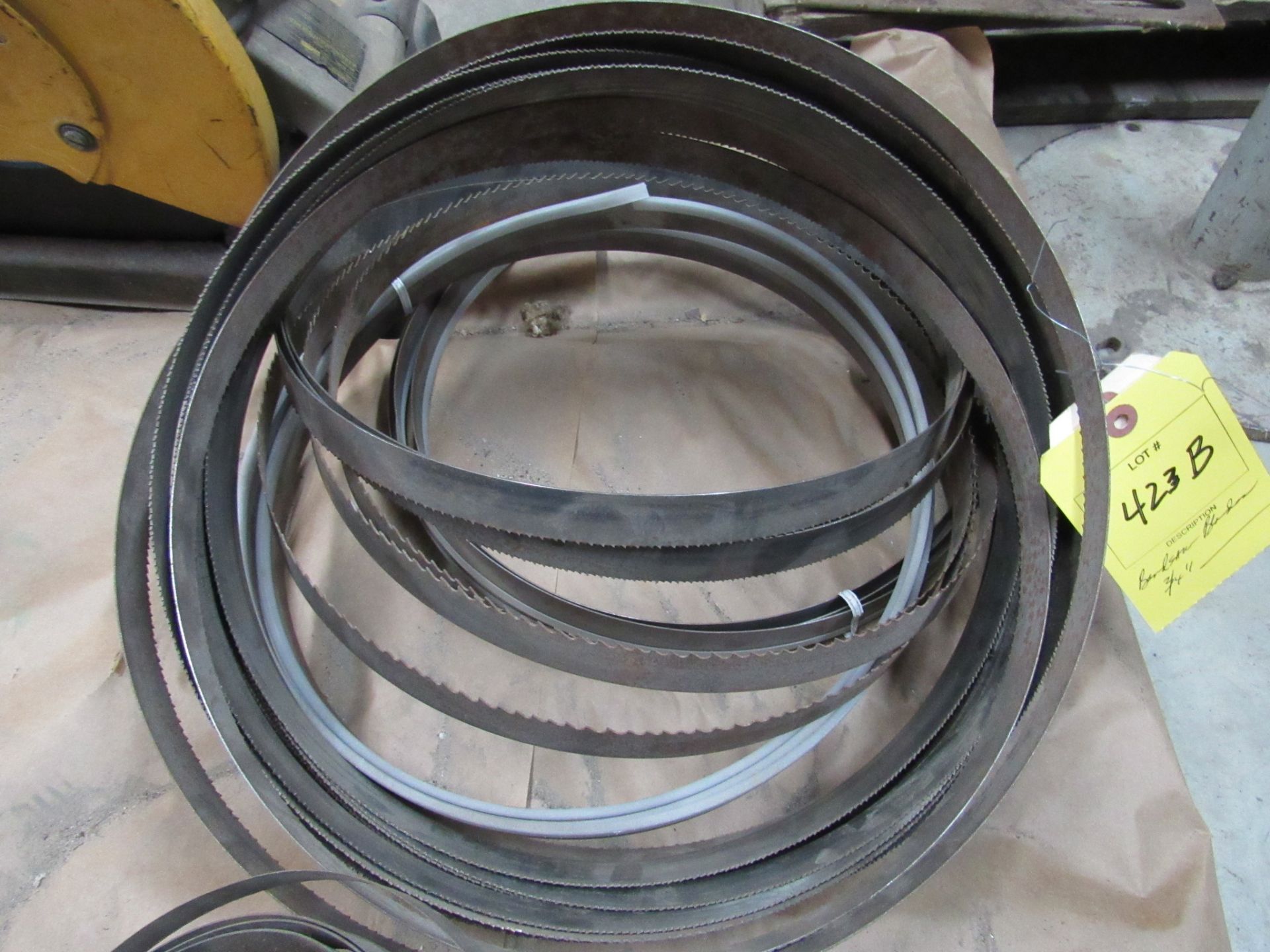 Lot: 1" Bandsaw Blades