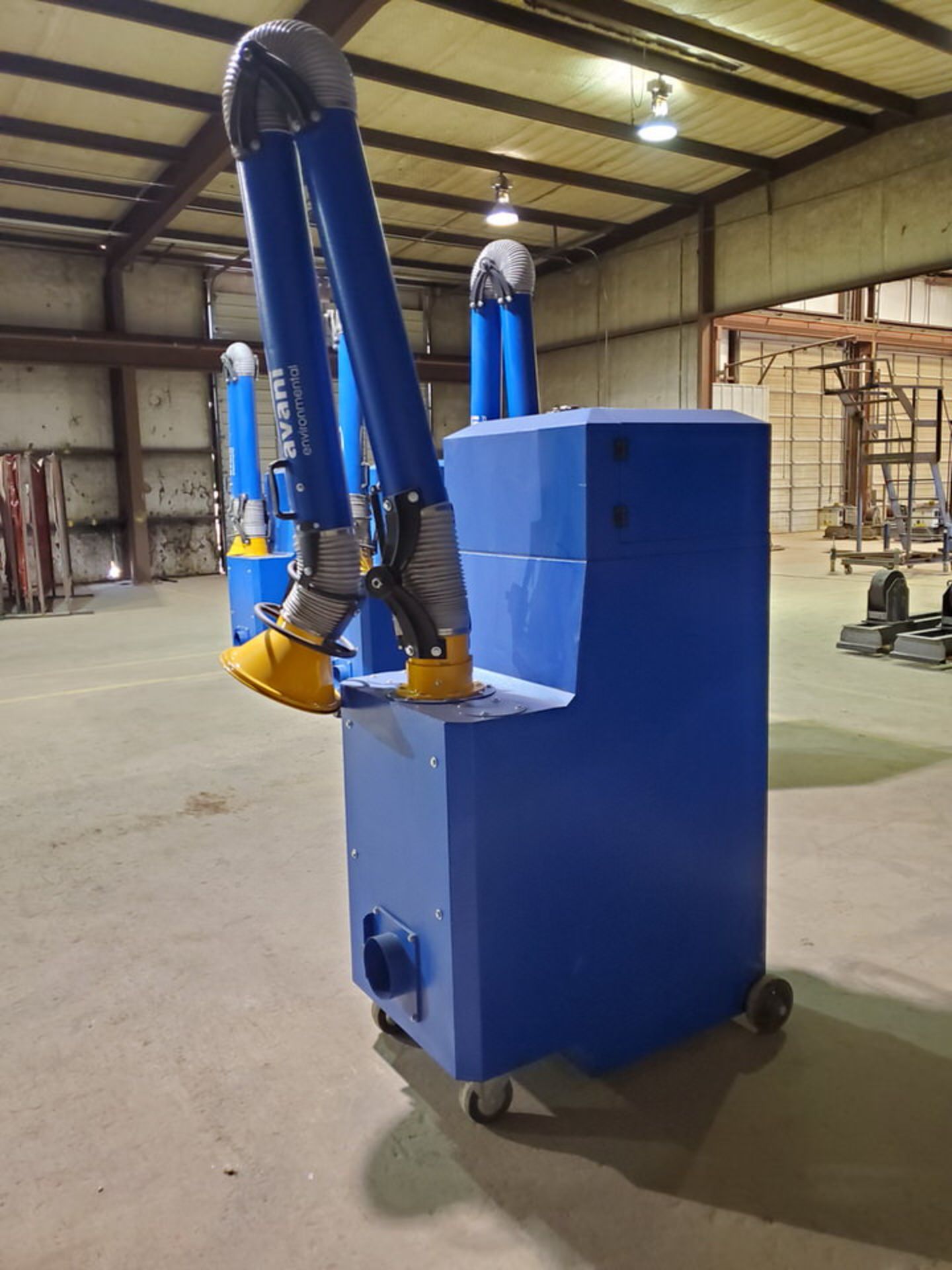 2017 Avanti SPC-2000 Portable Dust Collector 1-1/2HP, 120V, 60HZ, 1PH, 14A, 3450RPM - Image 3 of 7