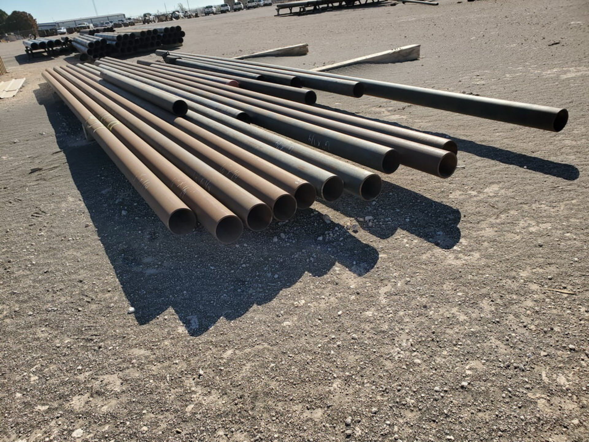 (18) Pipe Size Range: 6" x 1-1/4" - 6" x 3/8" O.D.; 13'5" - 40'L