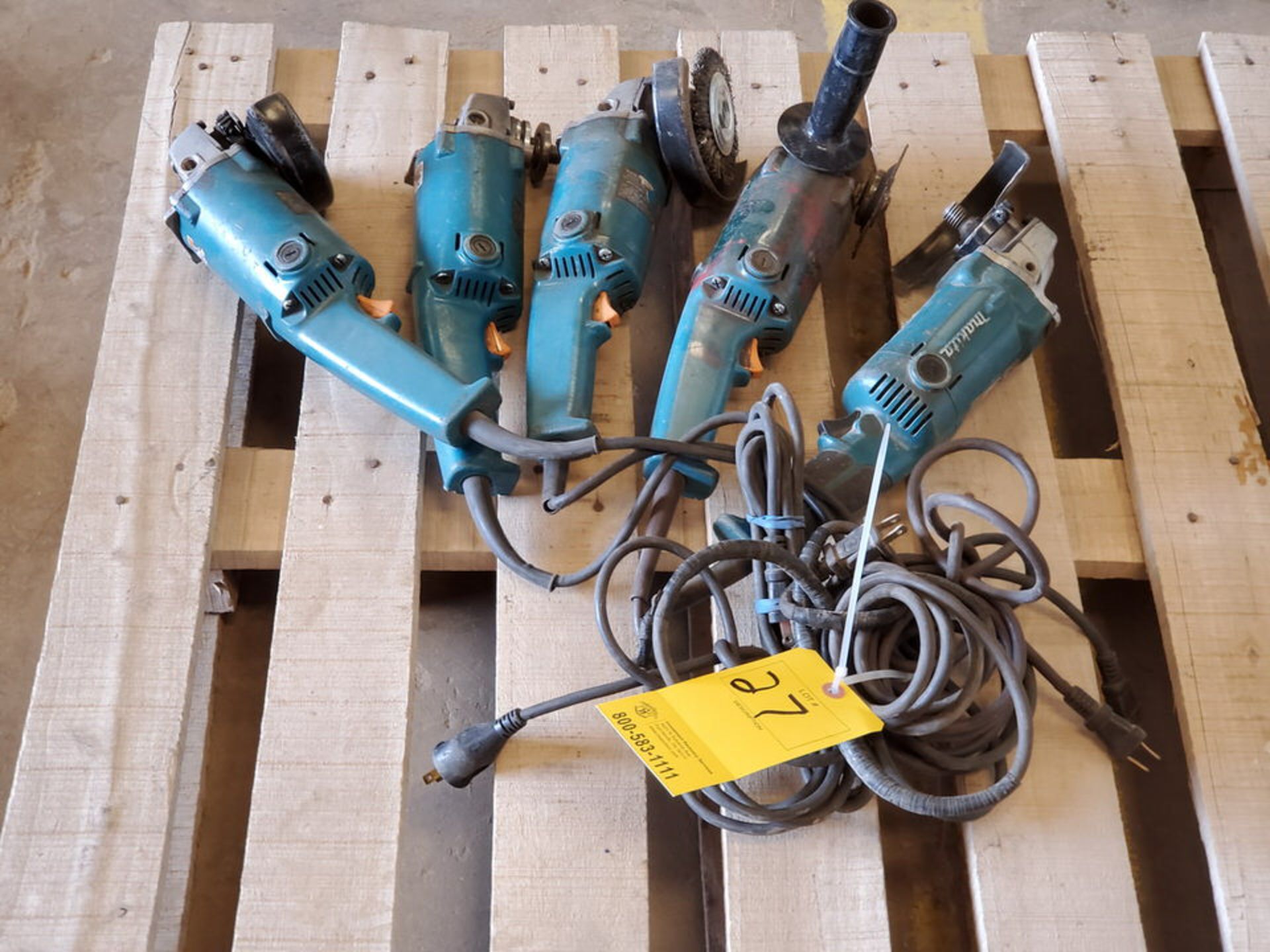 Makita (5) 5" Angle Grinders 120V, 10A