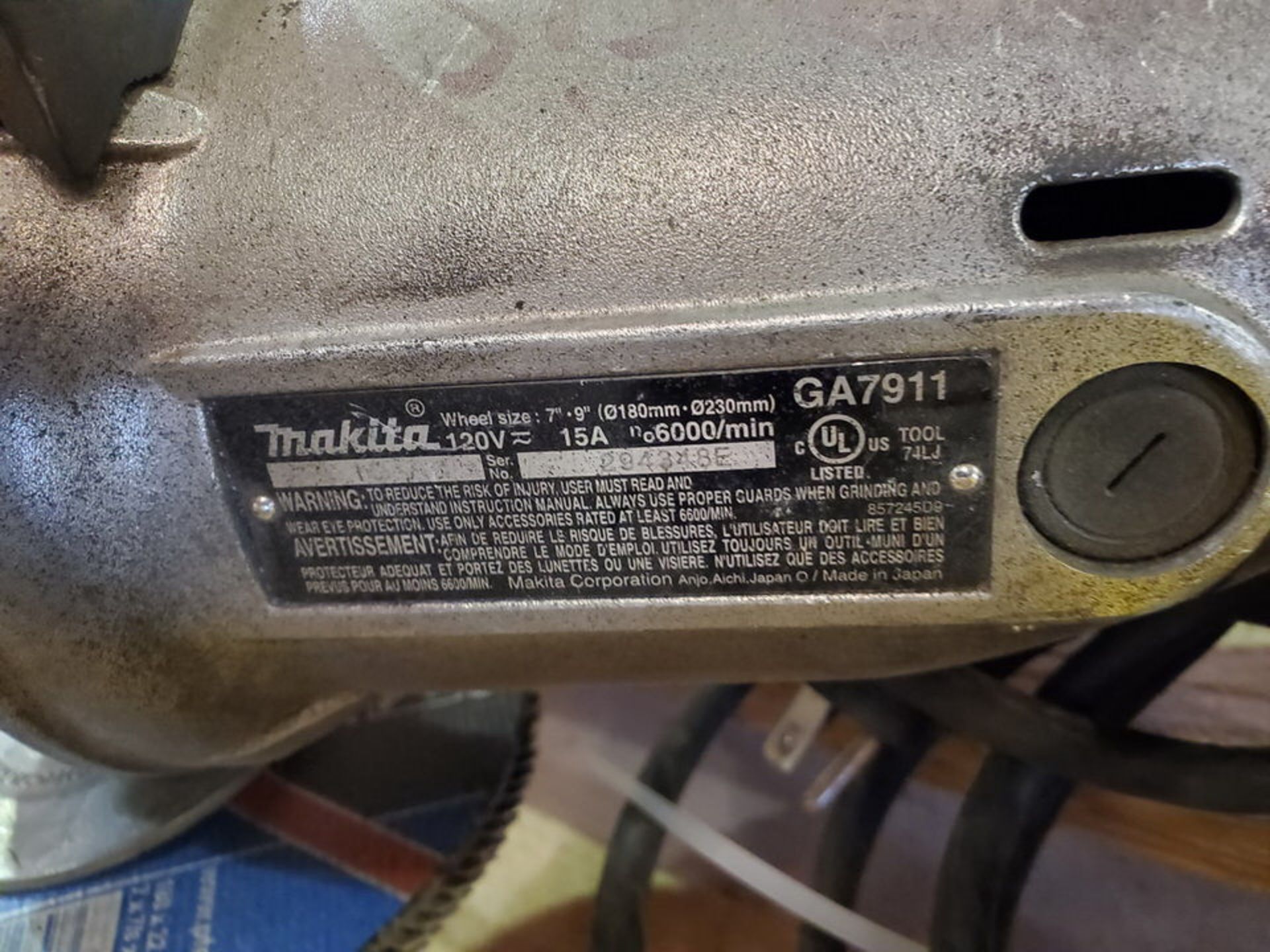 Makita (3) 7"-9" Angle Grinders 120V, 15A - Image 5 of 5