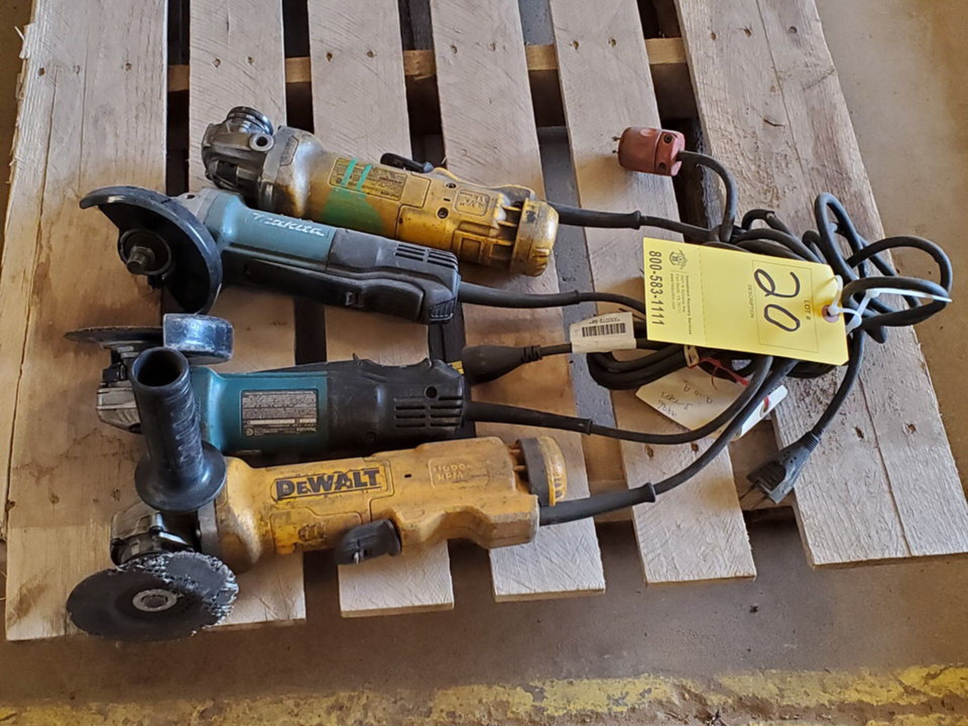 Dewalt & Makita Angle Grinders (2) 4-1/2" & (2) 5"; 120V, 12A - Image 2 of 4