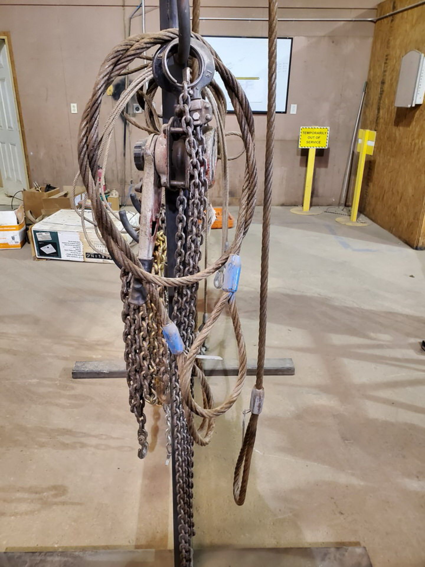 Assorted Lifting Stl Slings & Chains W/ Rack - Image 7 of 7