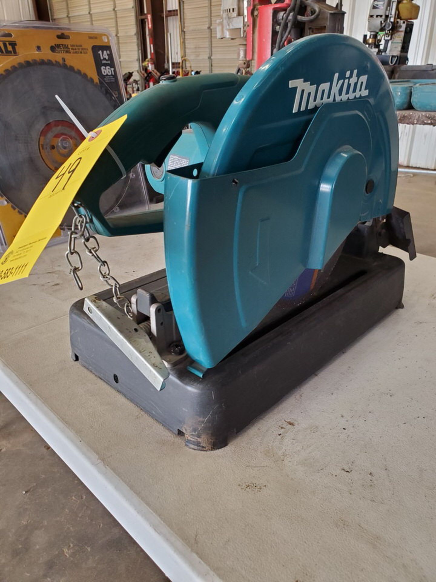 Makita 14" Chop Saw 120V, 15A, 3800RPM - Image 2 of 4