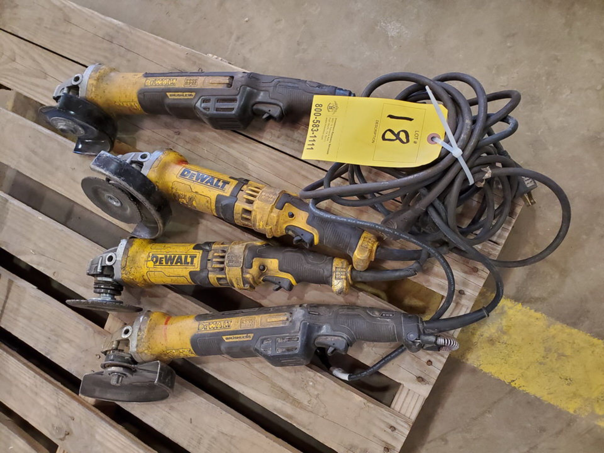 Dewalt (4) 6" Angle Grinders 120V, 12A - Image 2 of 5