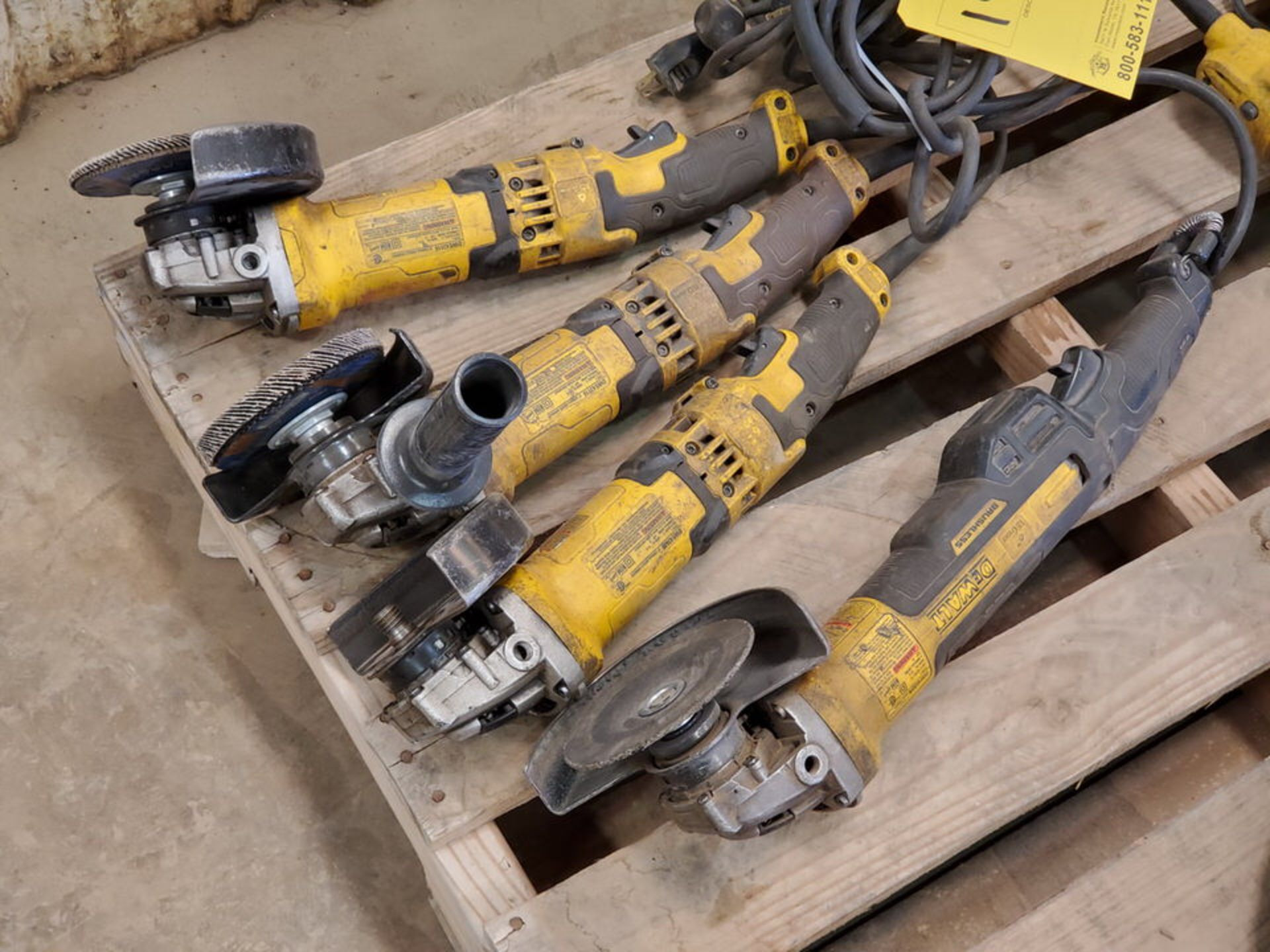 Dewalt (4) 6" Angle Grinders 120V, 12A - Image 2 of 5