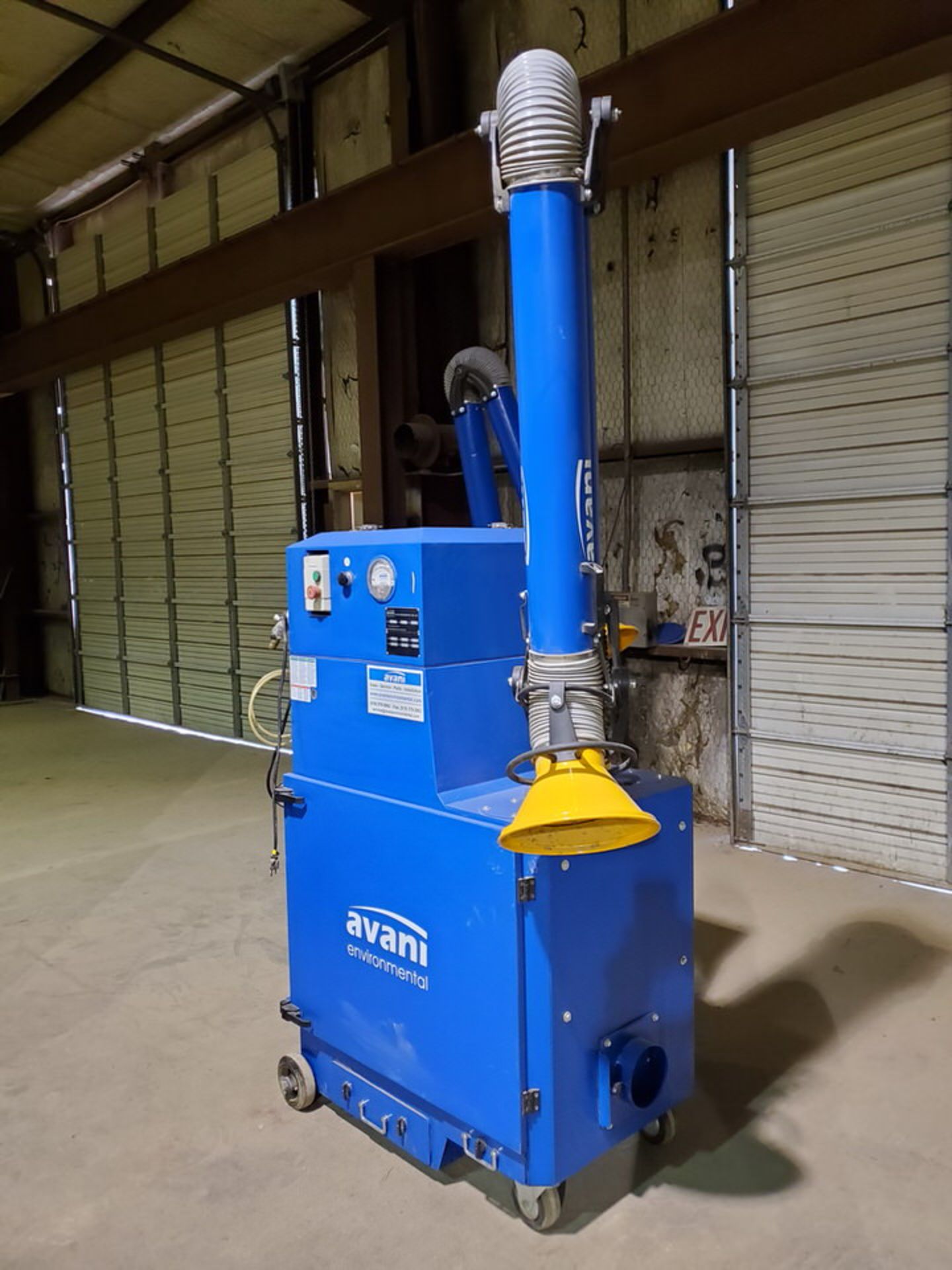 2017 Avanti SPC-2000 Portable Dust Collector 1-1/2HP, 120V, 60HZ, 1PH, 14A, 3450RPM - Image 4 of 7