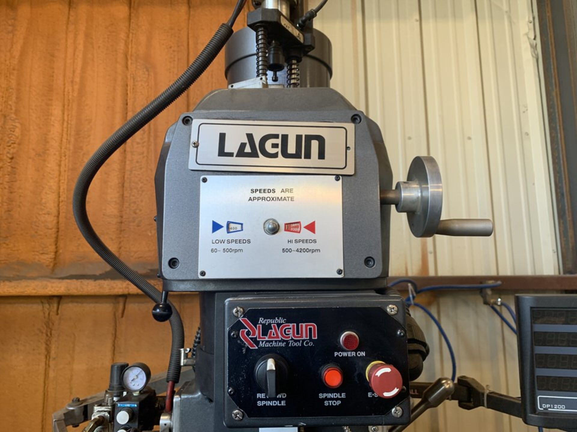 LAGUN VERTICAL MILLING MACHINE, MDL: FTV-2F, POWER DRAW BAR, NEWALL DRO, X,Y,Z RAPID FEEDS - Image 5 of 6