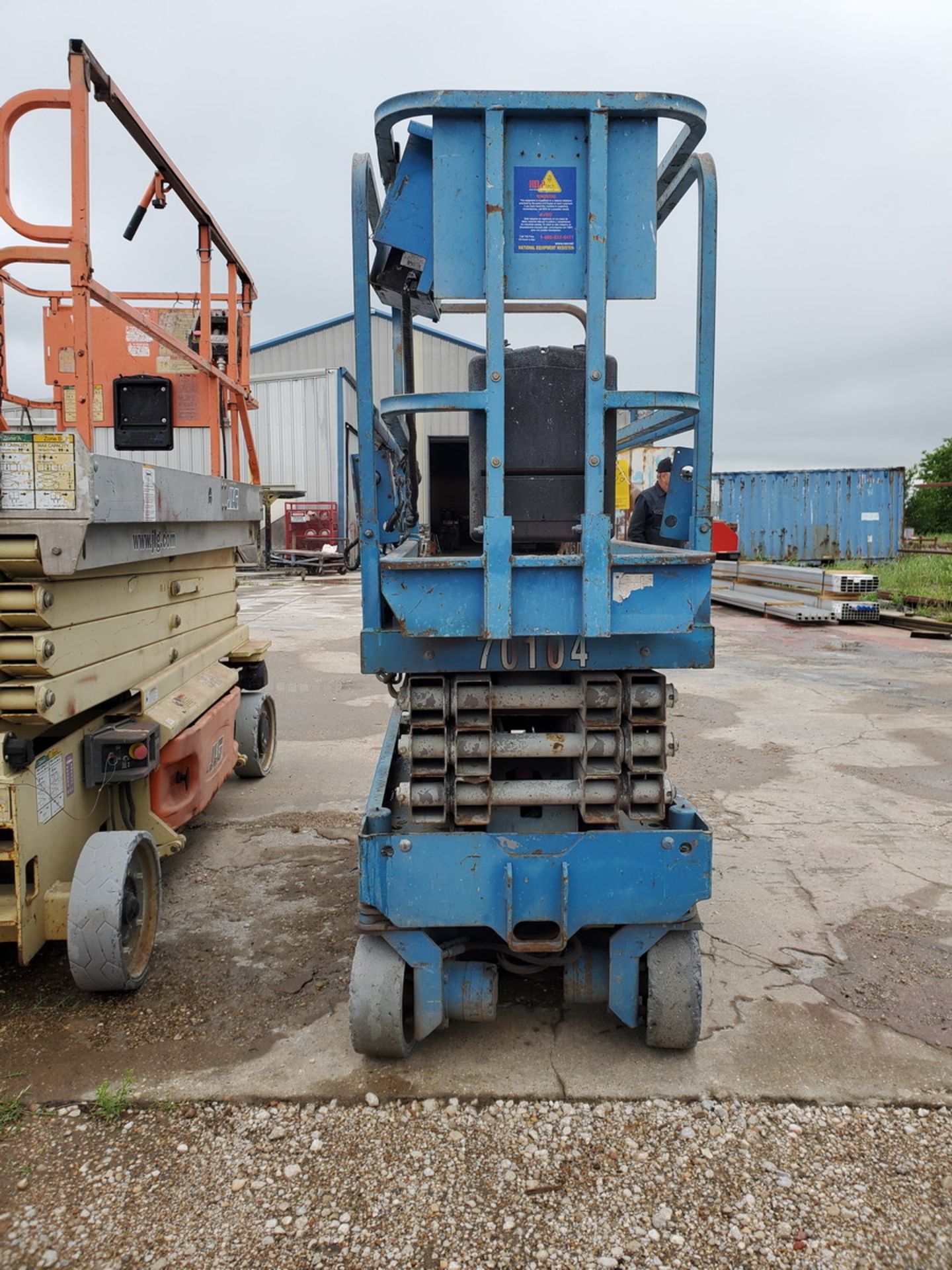 Genie GS-1930 Scissor Lift 500lbs Max Platform Cap., 501hrs (Loc: 1313 S Interstate 35 East - Image 5 of 10