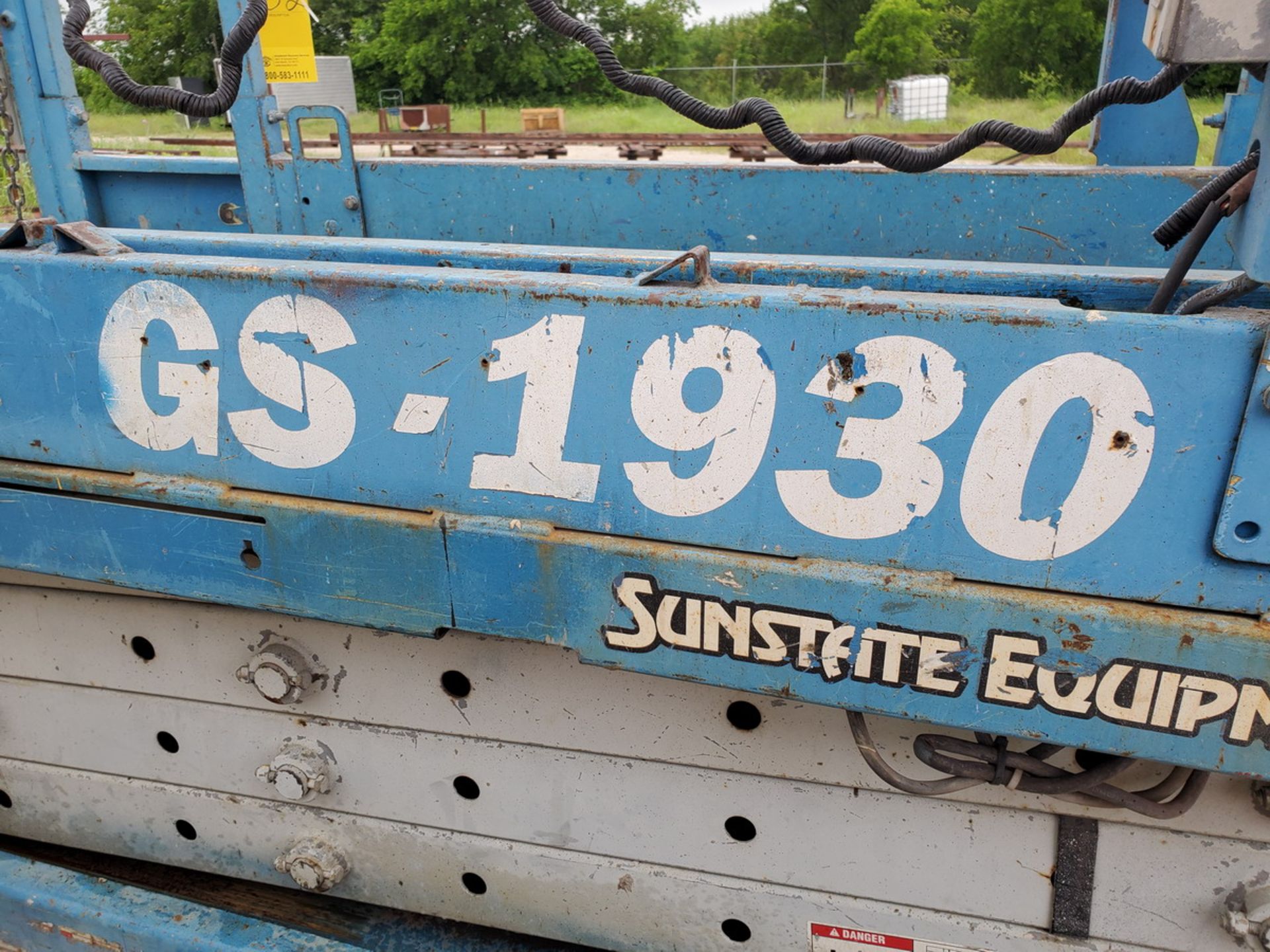 Genie GS-1930 Scissor Lift 500lbs Max Platform Cap., 501hrs (Loc: 1313 S Interstate 35 East - Image 10 of 10