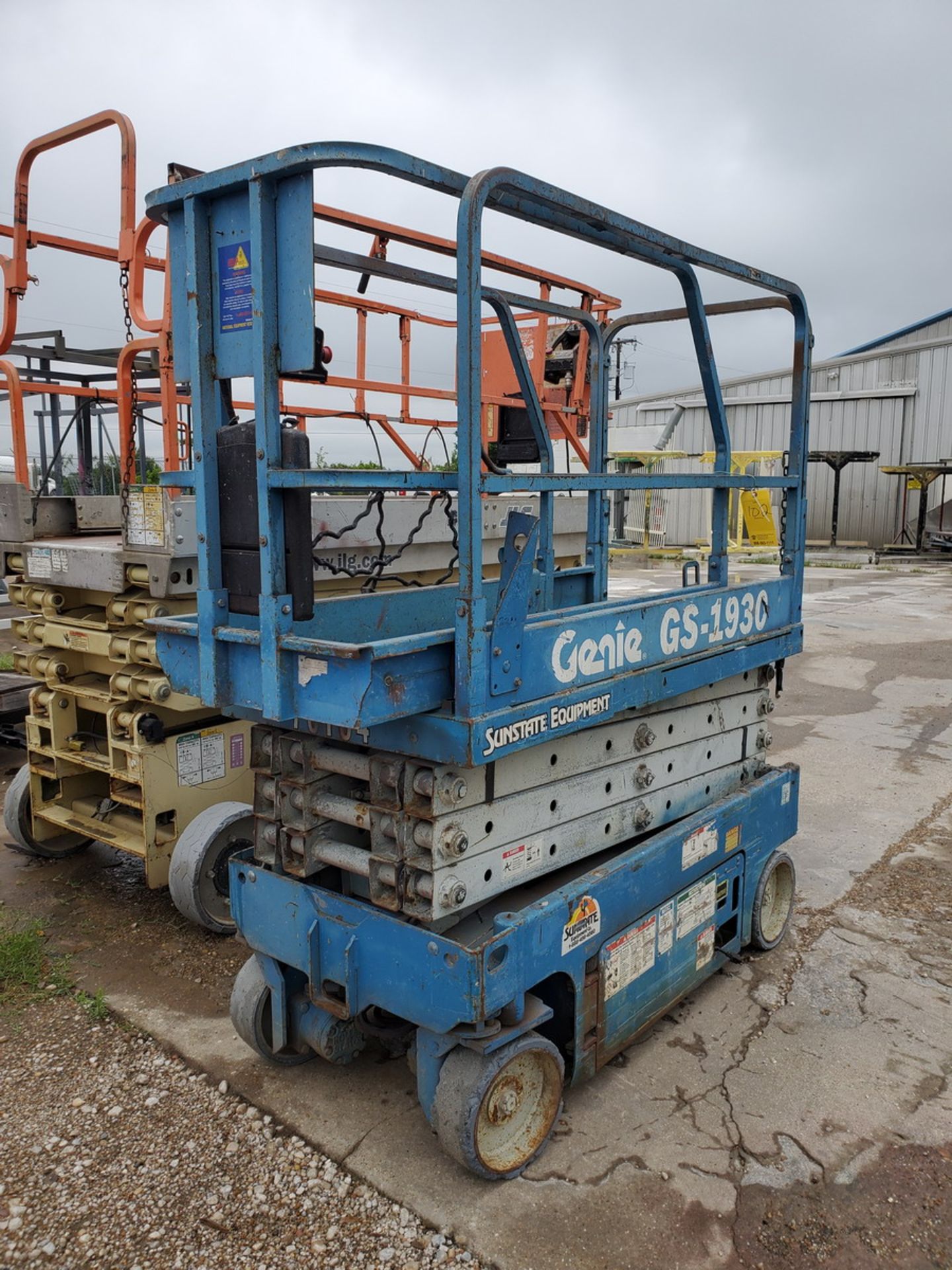 Genie GS-1930 Scissor Lift 500lbs Max Platform Cap., 501hrs (Loc: 1313 S Interstate 35 East - Image 4 of 10