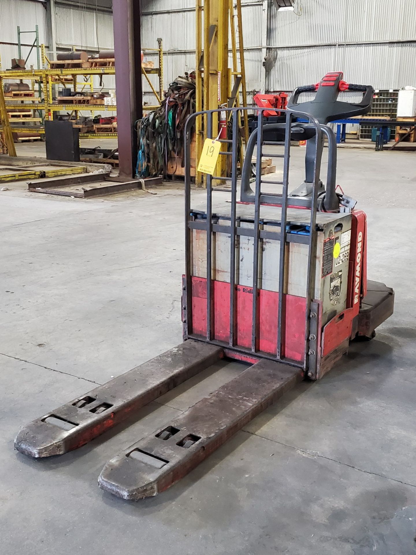 Raymond 112TM-FRE60L Ele Rider Pallet Jack 6K Cap.; 48" Forks