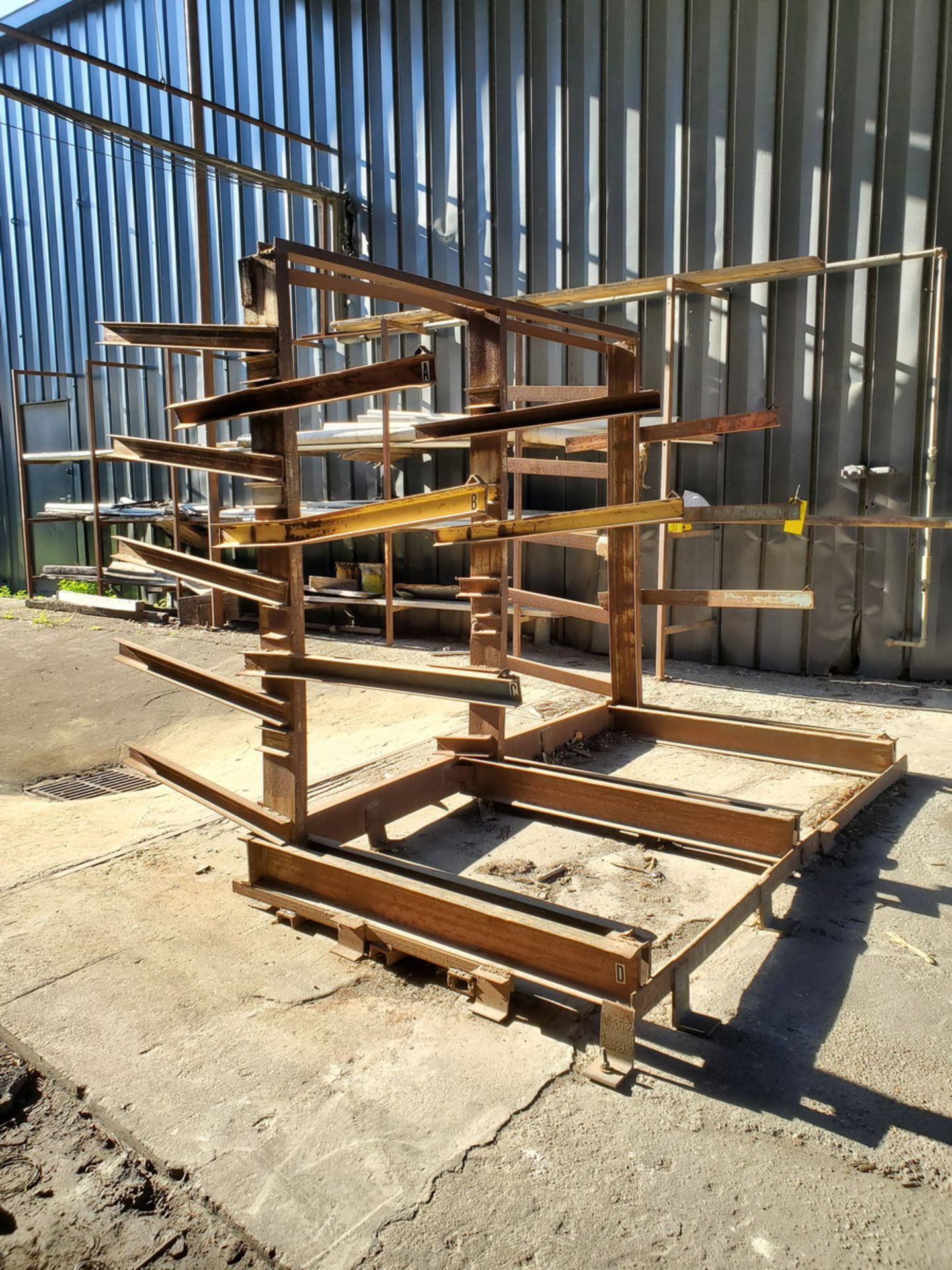 Double-Sided Pipe Rack 97" x 58" x 80"H, Overall Length: 90", 28-1/2" Deep