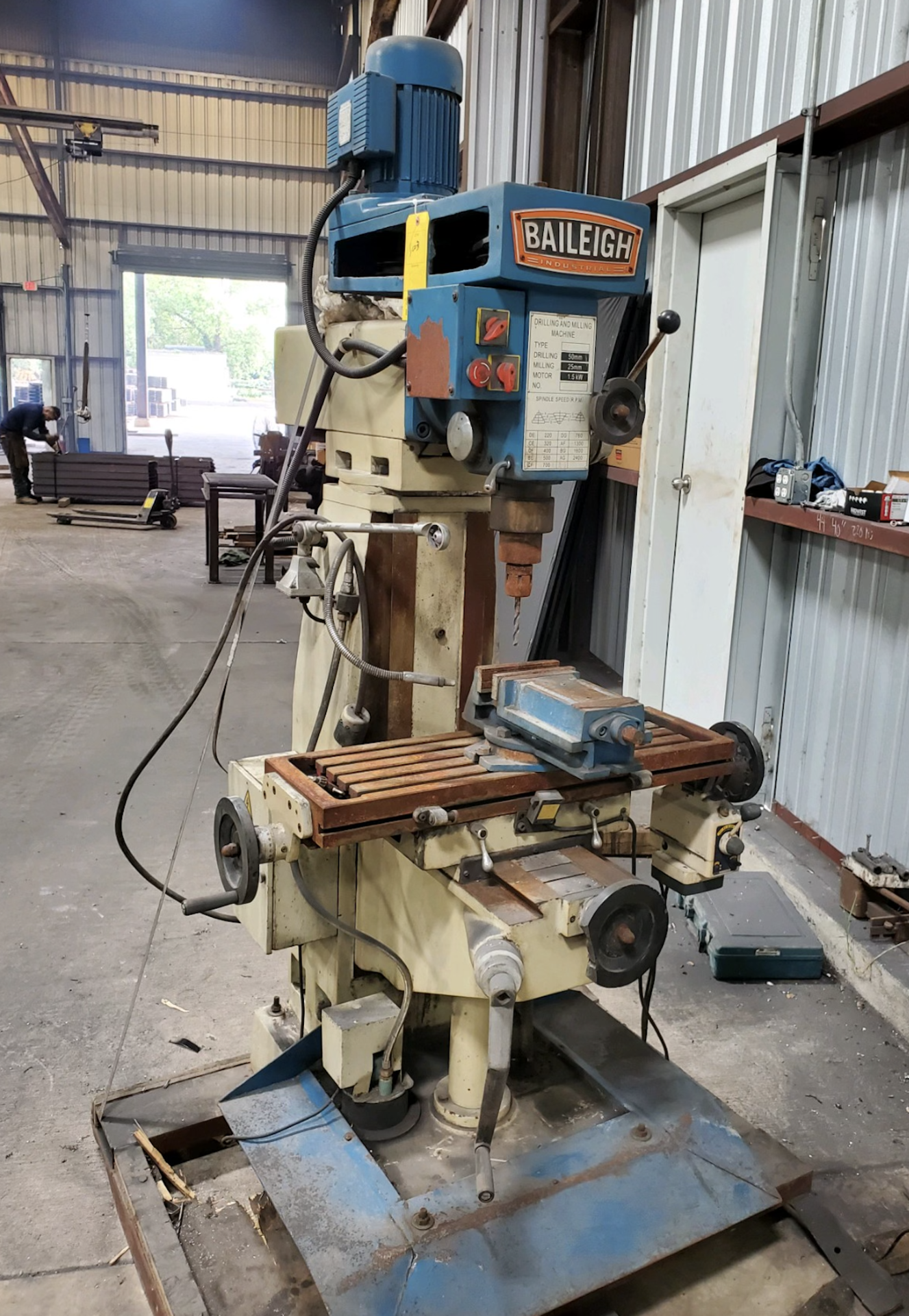 Baileigh VM-913E Vertical Milling Machine w/ ASG Rapid Feed