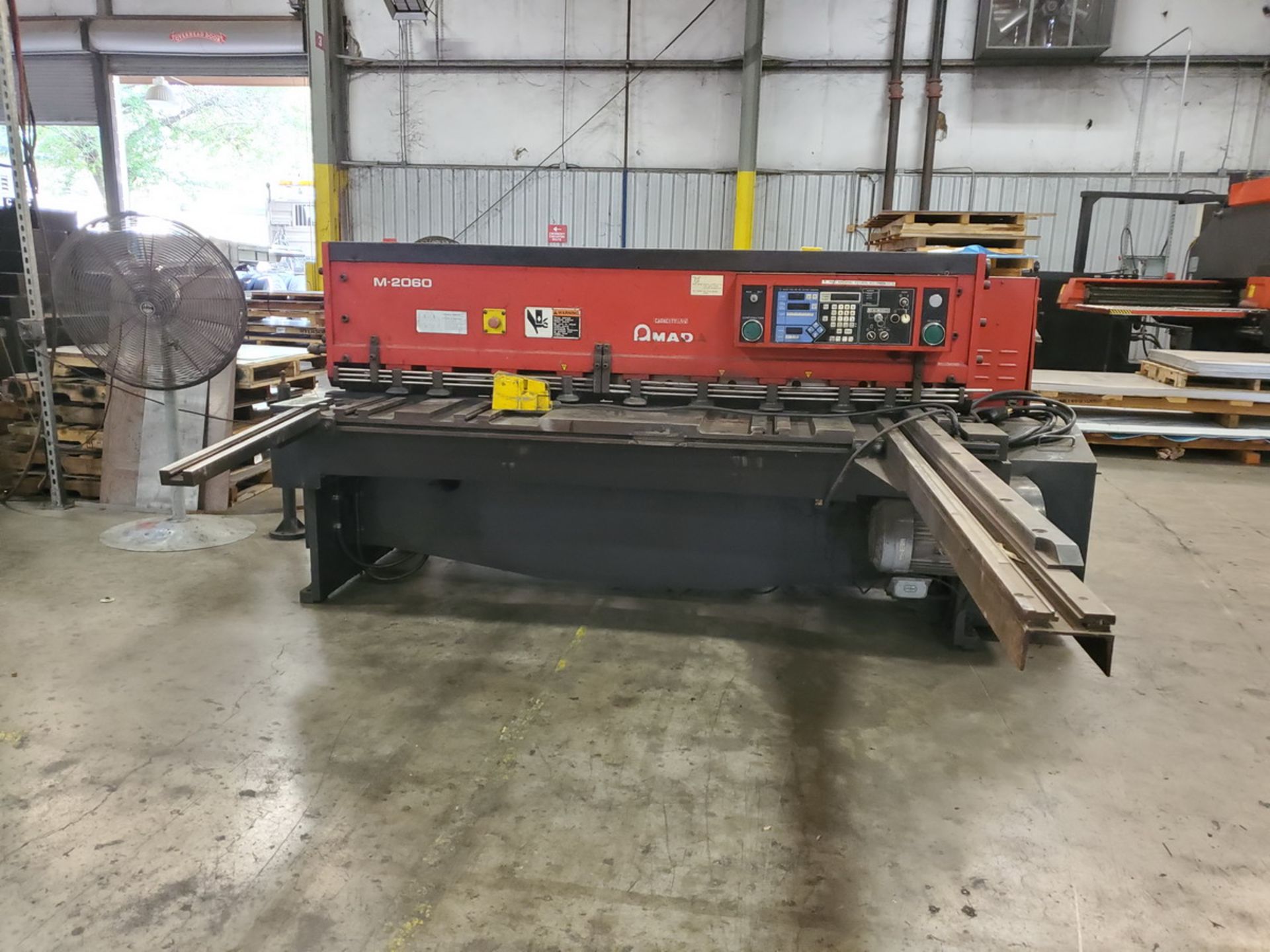 2000 Amada M-2060 Shear 1/4" Cap., 79" Knife Cap., 31.1/15.8A, 3PH, 60HZ, 78.74" L Cap.; W/ Foot - Image 2 of 16