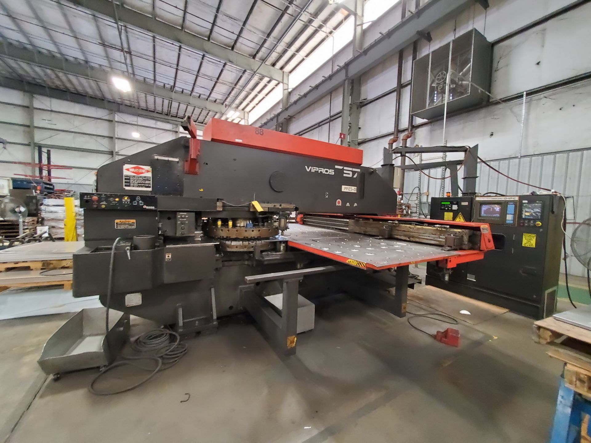 Vipros VP305072 30 Ton Turret Punch Press 460/230V, 3PH, 60HZ; W/ (2) Aut-Indexes; X-Axis: 72.00, - Image 2 of 34