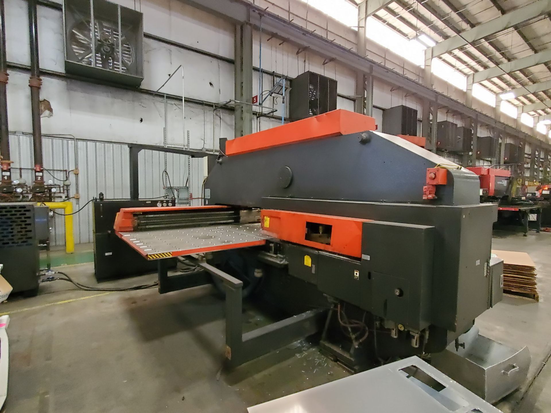 Vipros VP305072 30 Ton Turret Punch Press 460/230V, 3PH, 60HZ; W/ (2) Aut-Indexes; X-Axis: 72.00, - Image 4 of 34