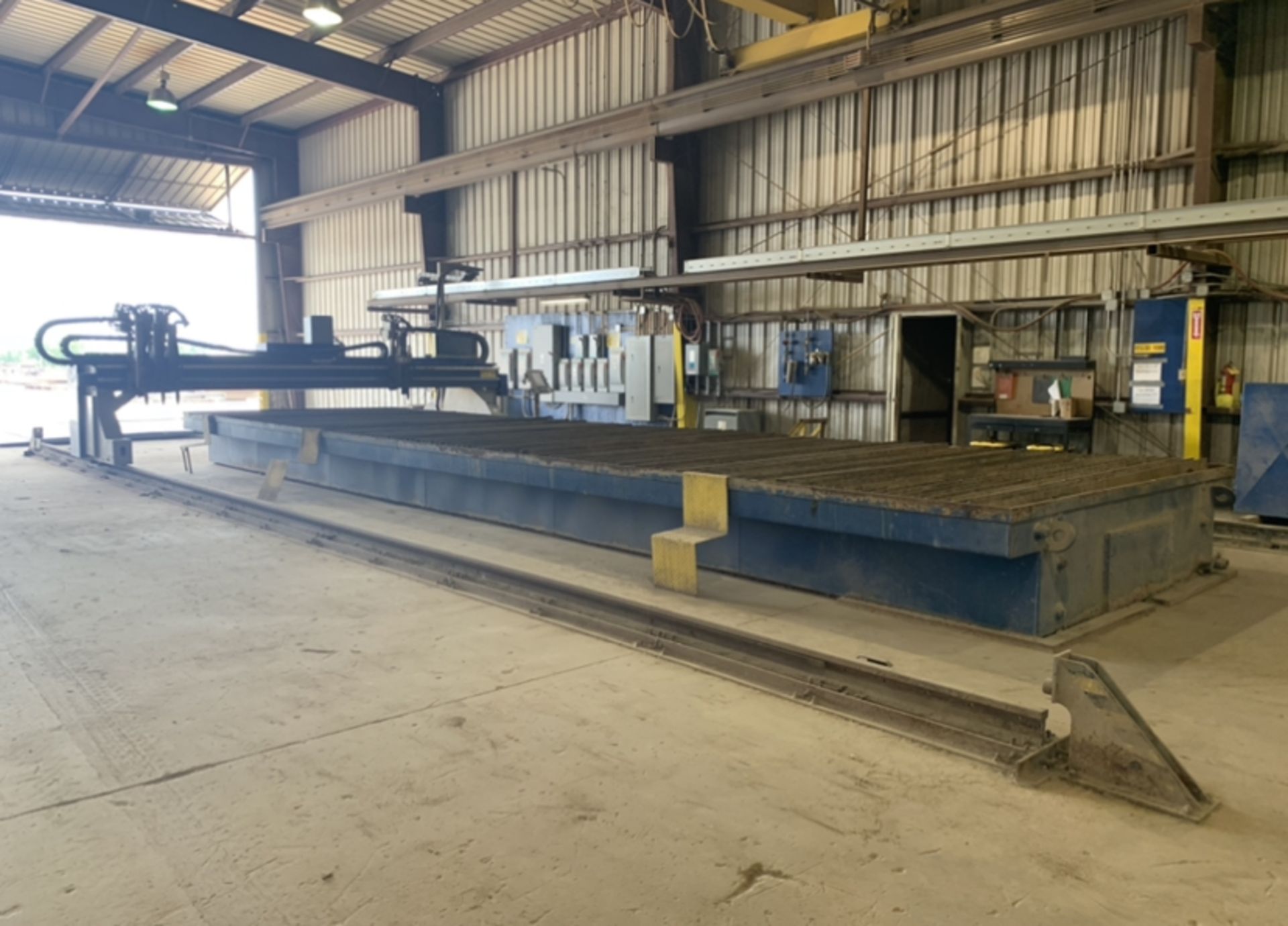 2013 Messer Titan 16/4 Hi Definition LP Plasma Cutting System, Table: Approx 120" x 480" - Image 2 of 9