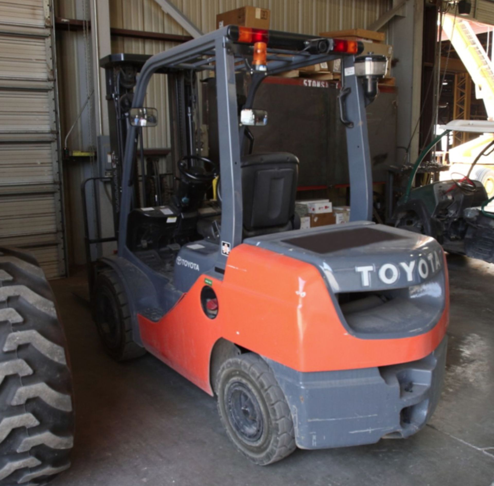 2019 TOYOTA 8FDU32 FORKLIFT, Cap: 6,000 lbs, Lft Ht: 187” - Image 7 of 7