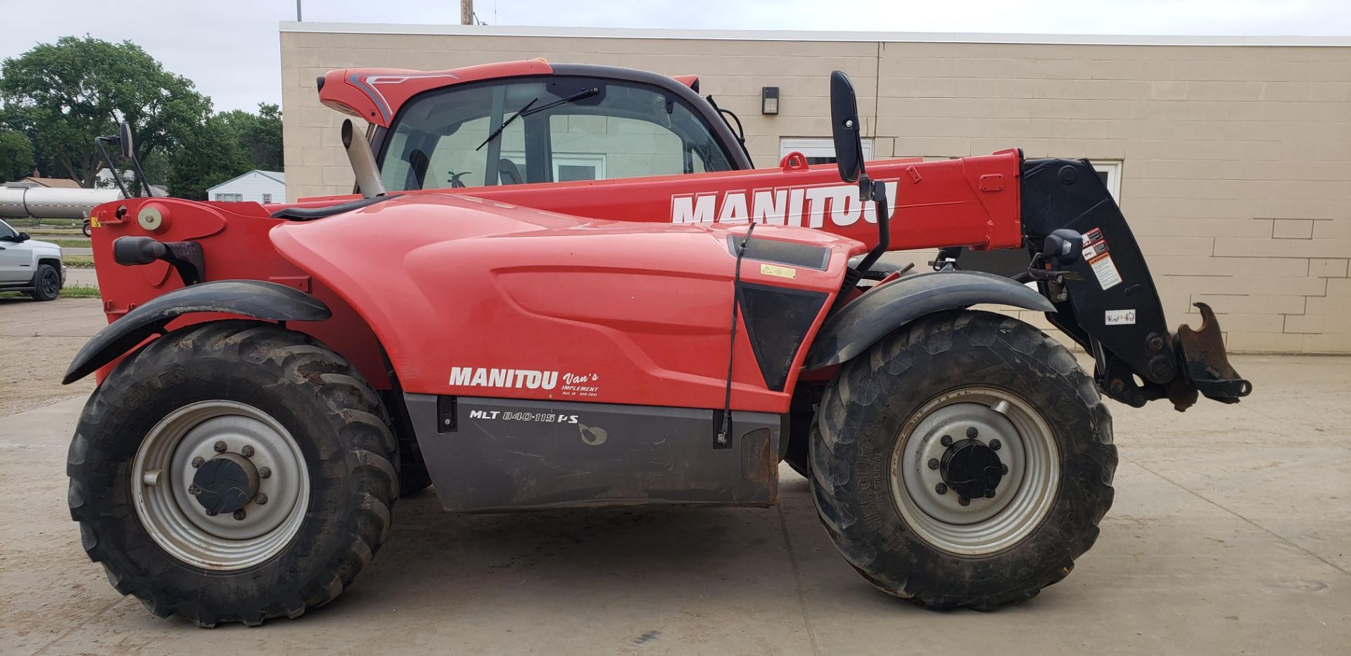 2014 Manitou MLT840-115 Telescopic Forklift, Max Lft Ht: 24'9", Max Cap: 8,818 lbs, w/ Quick Attach - Image 3 of 9