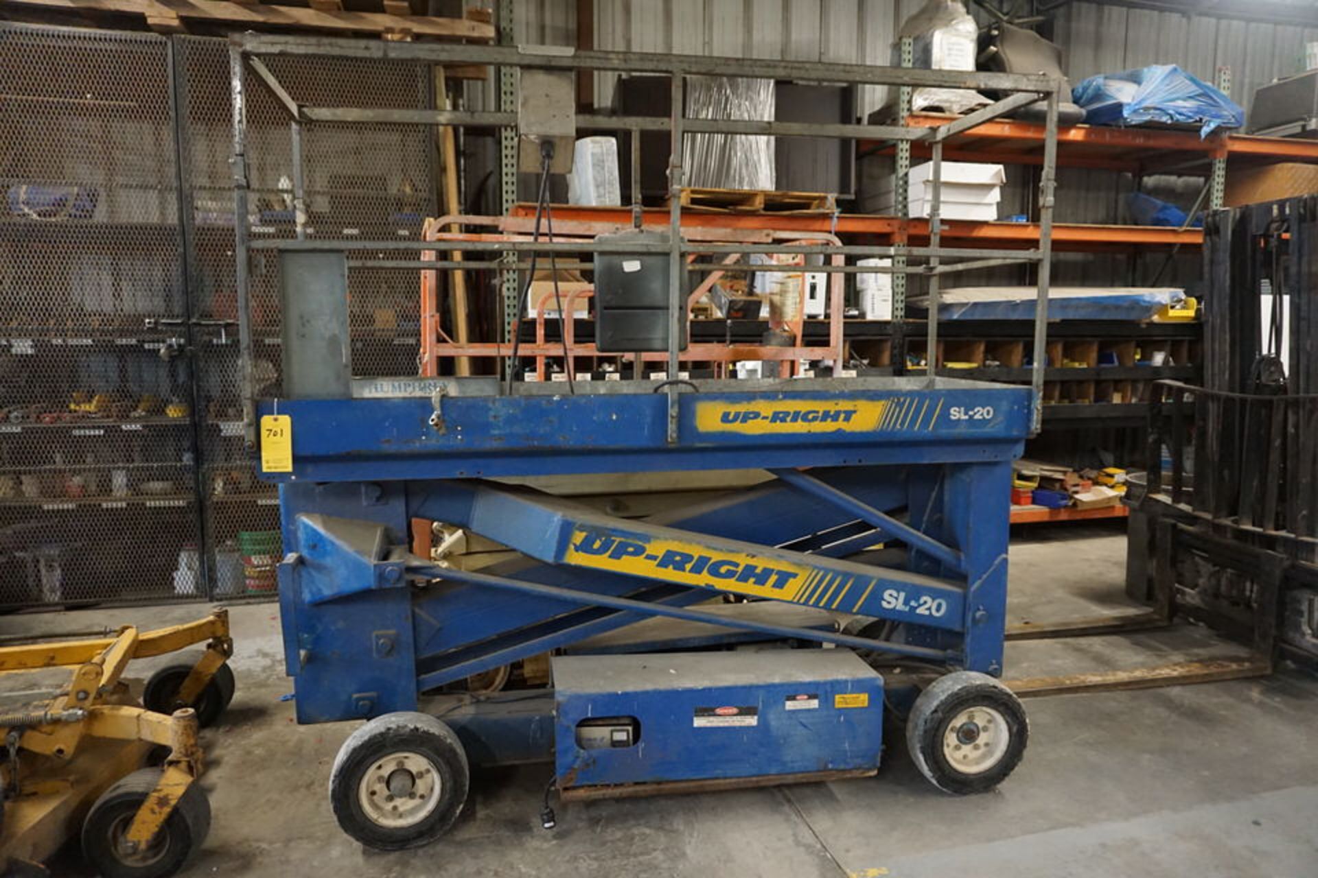 Upright SL-20 Scissor Lift, Working Ht: 26'6", Basket Cap: 749 lbs