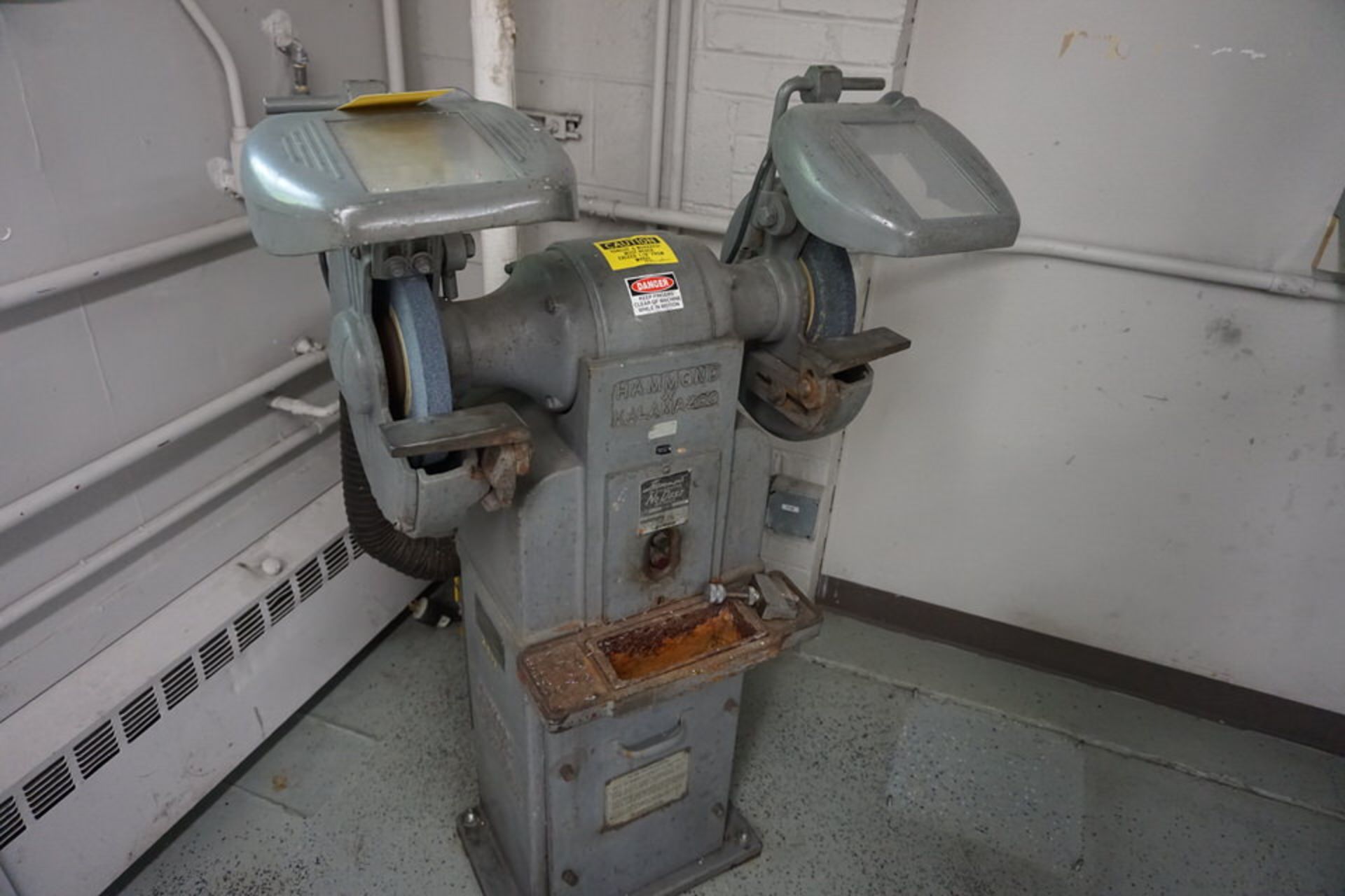 HAMMOND DOUBLE PEDESTAL GRINDER - Image 2 of 5