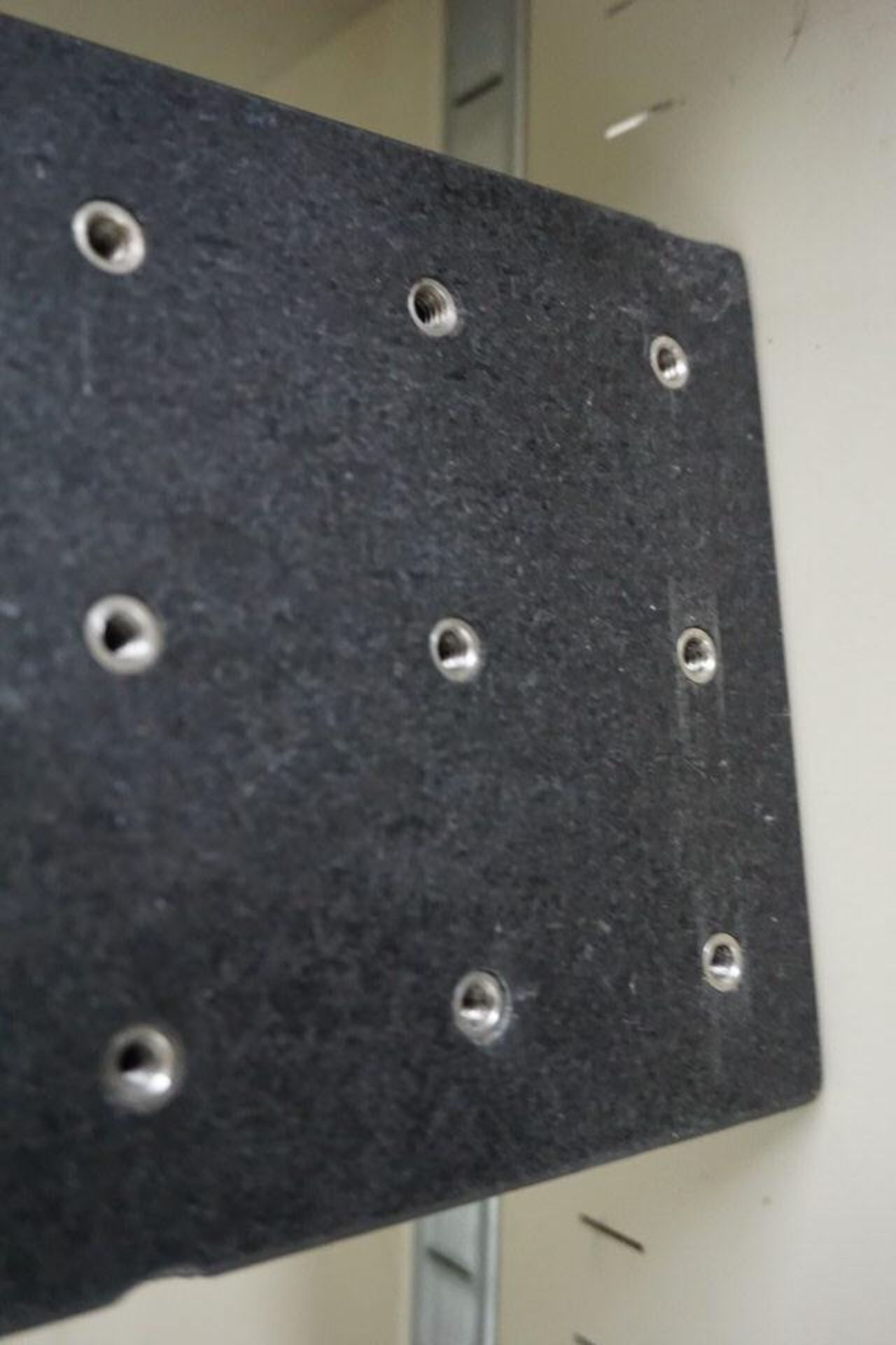 GRANITE RIGHT ANGLE INSPECTION PLATE - Image 2 of 3