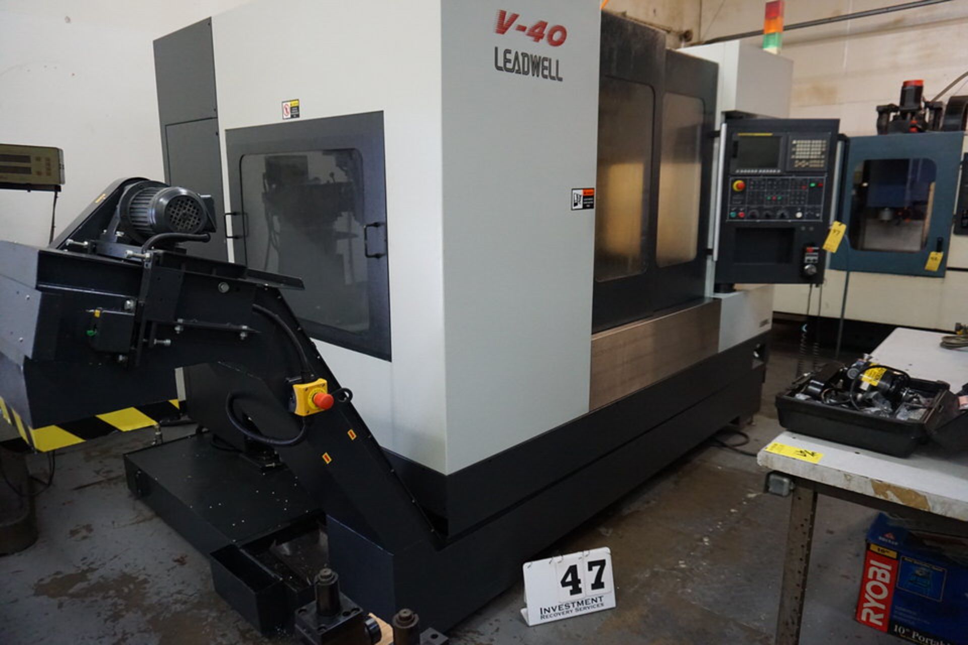 2014 LEADWELL V-40 CNC MACHINING CENTER, FANUC OI-MD CONTROL, 20 TOOL ATC, TRAVELS: X-40", Y-20",