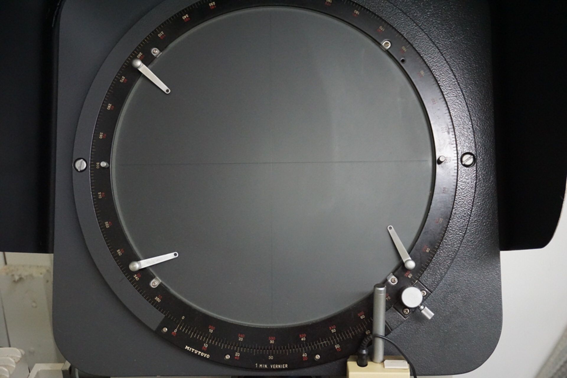 MITUTOYO OPTICAL COMPARATOR, TYPE:PH350, 12" SCREEN W/ ASSORT ACESSORIES - Image 5 of 10