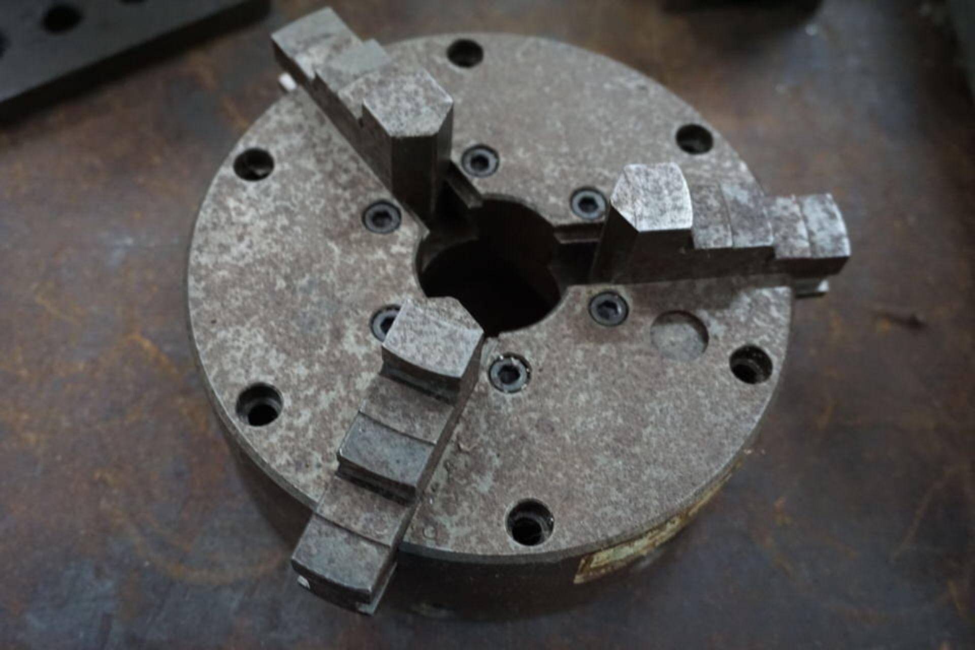 SMALL ARBOR PRESS, 6" 3 JAW CHUCK, PARRALLELES, V-BLOCKS - Image 3 of 3