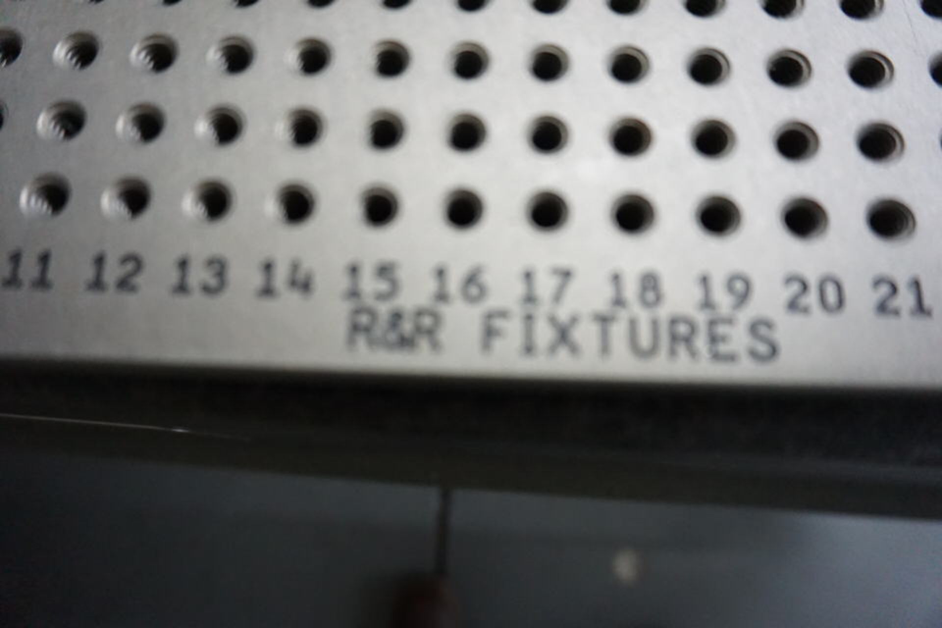 R&R SALES TOOLING PLATE 18" X 18" W/ 1089 1/4-20 TAPPED HOLES, TIE DOWNS, ASSORT STANDOFFS, ACCESS - Image 2 of 9