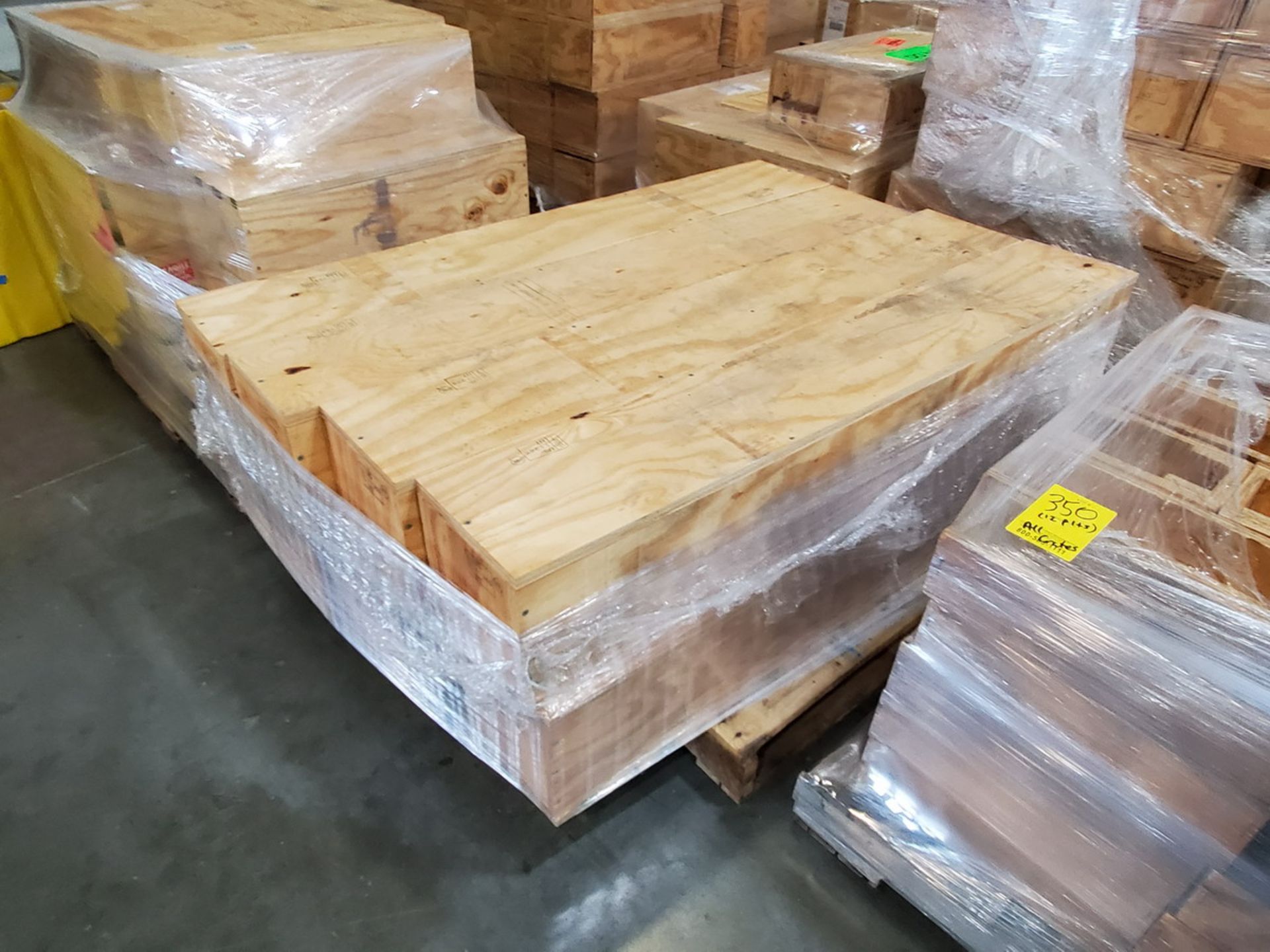 Assorted Wood Crates Range: 9" x 6" x 4" - 86" x 51" x 42" - Image 3 of 13