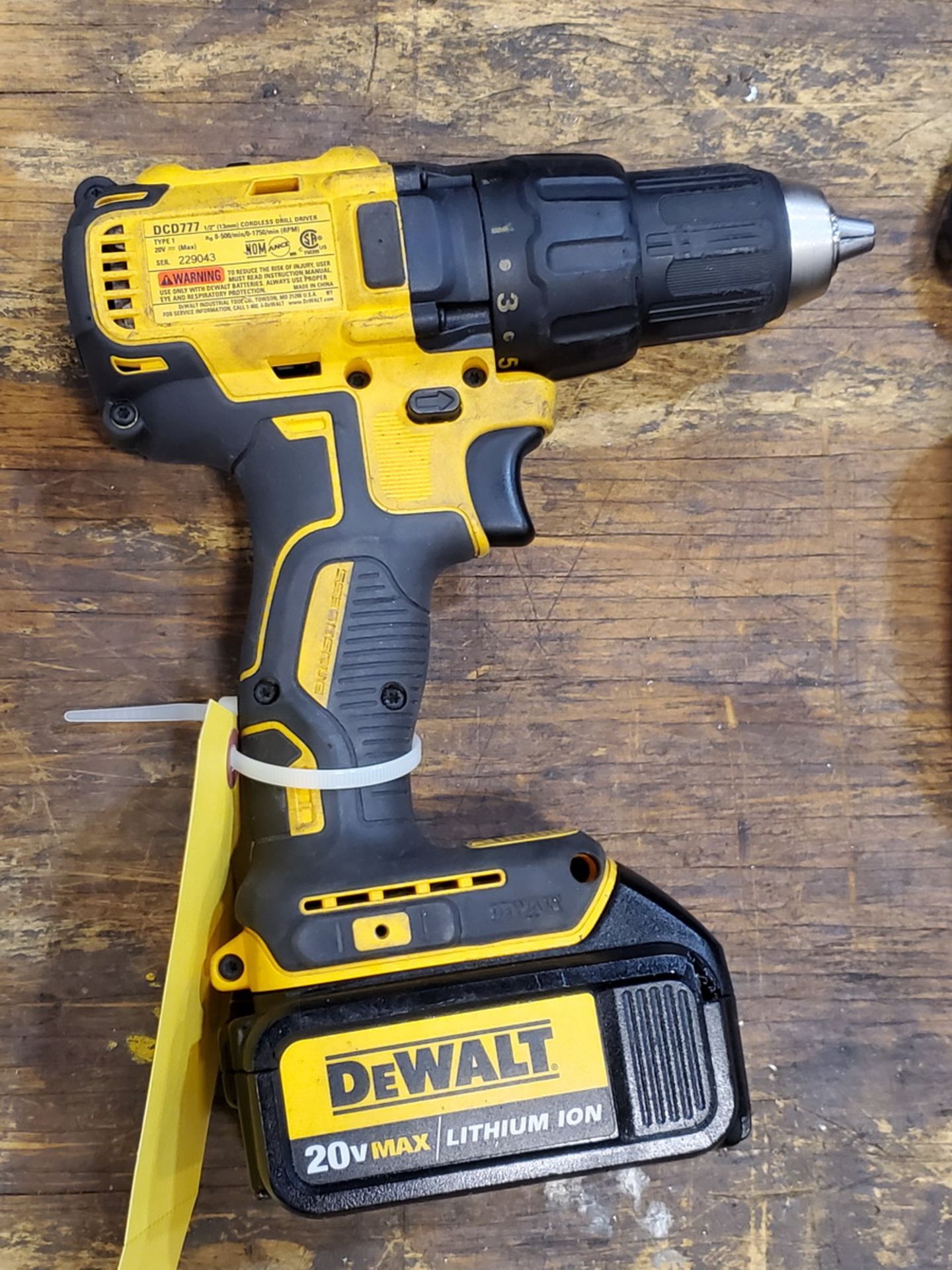 Dewalt DCD777 1/2" Cordless Drill 20V Max, 2AH - Image 3 of 4