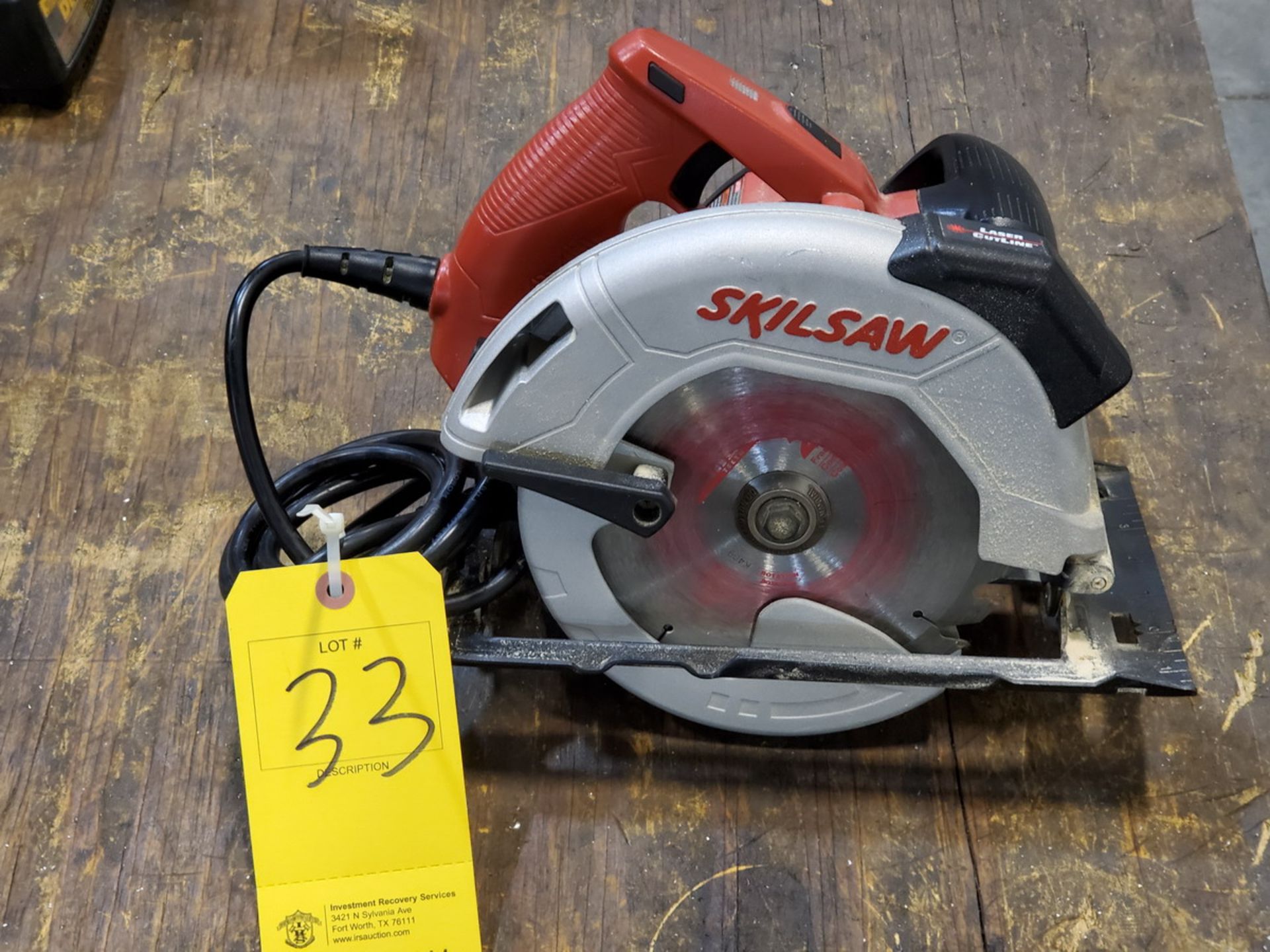 Skilsaw 7-1/4" Circular Saw W/ Laser 120V, 15A, 60HZ, 5300/min