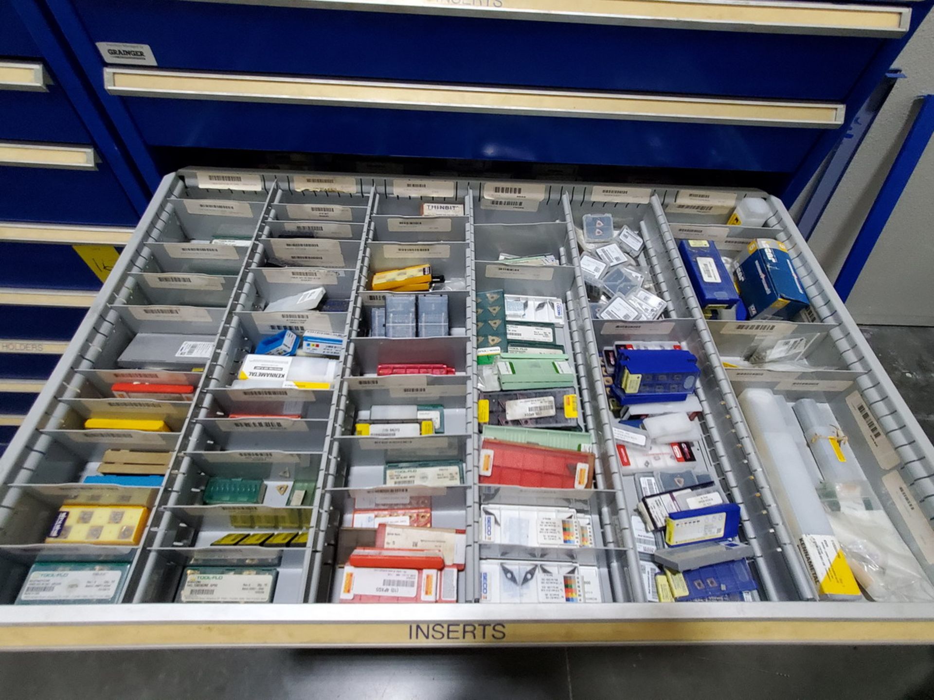 Modular Drawer Cabinet To Include But Not Limited To: Boring Bars, Carbide Tools, Sumitom Thread - Image 31 of 83