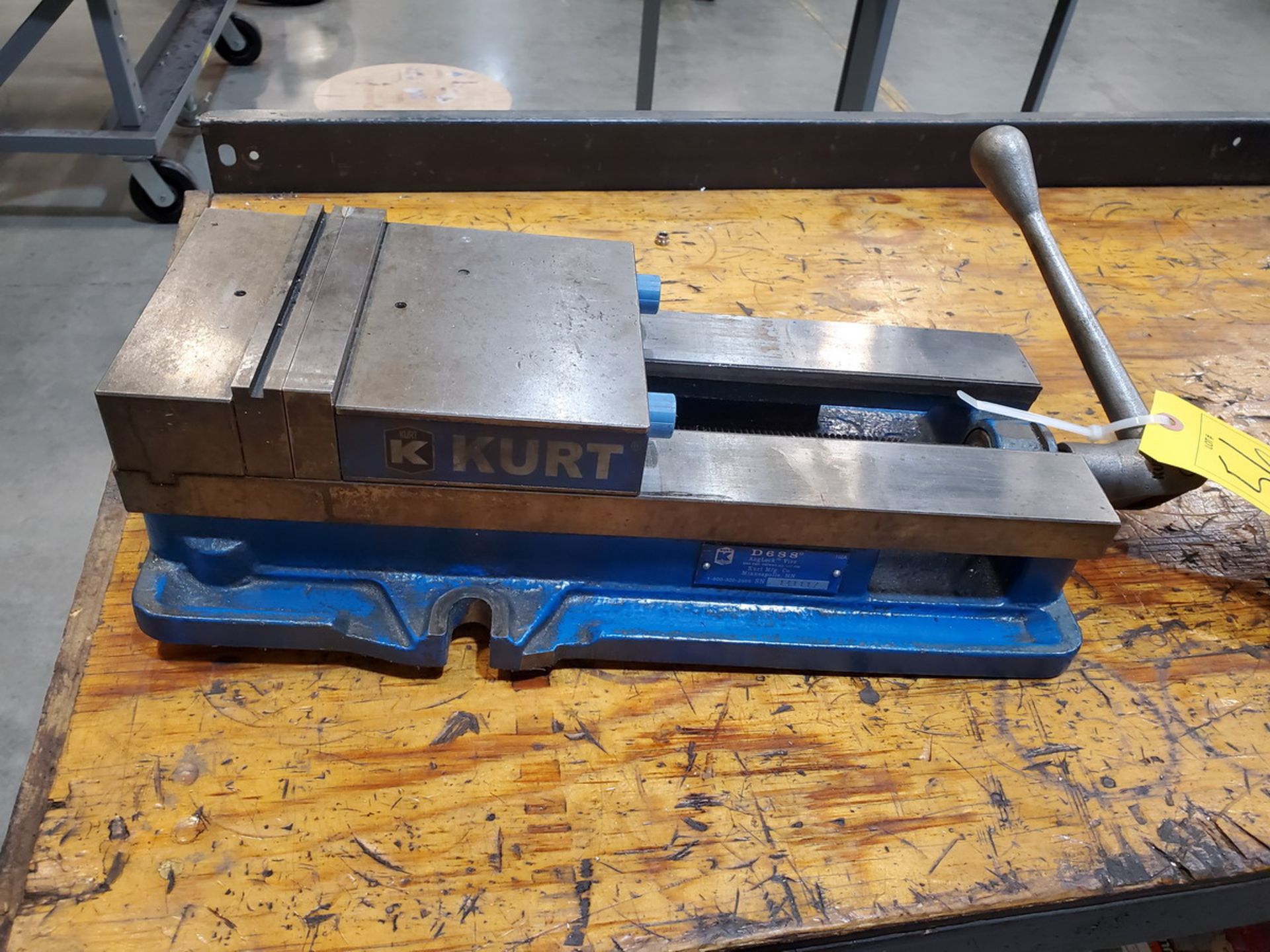 Kurt 6" Vise - Image 2 of 3