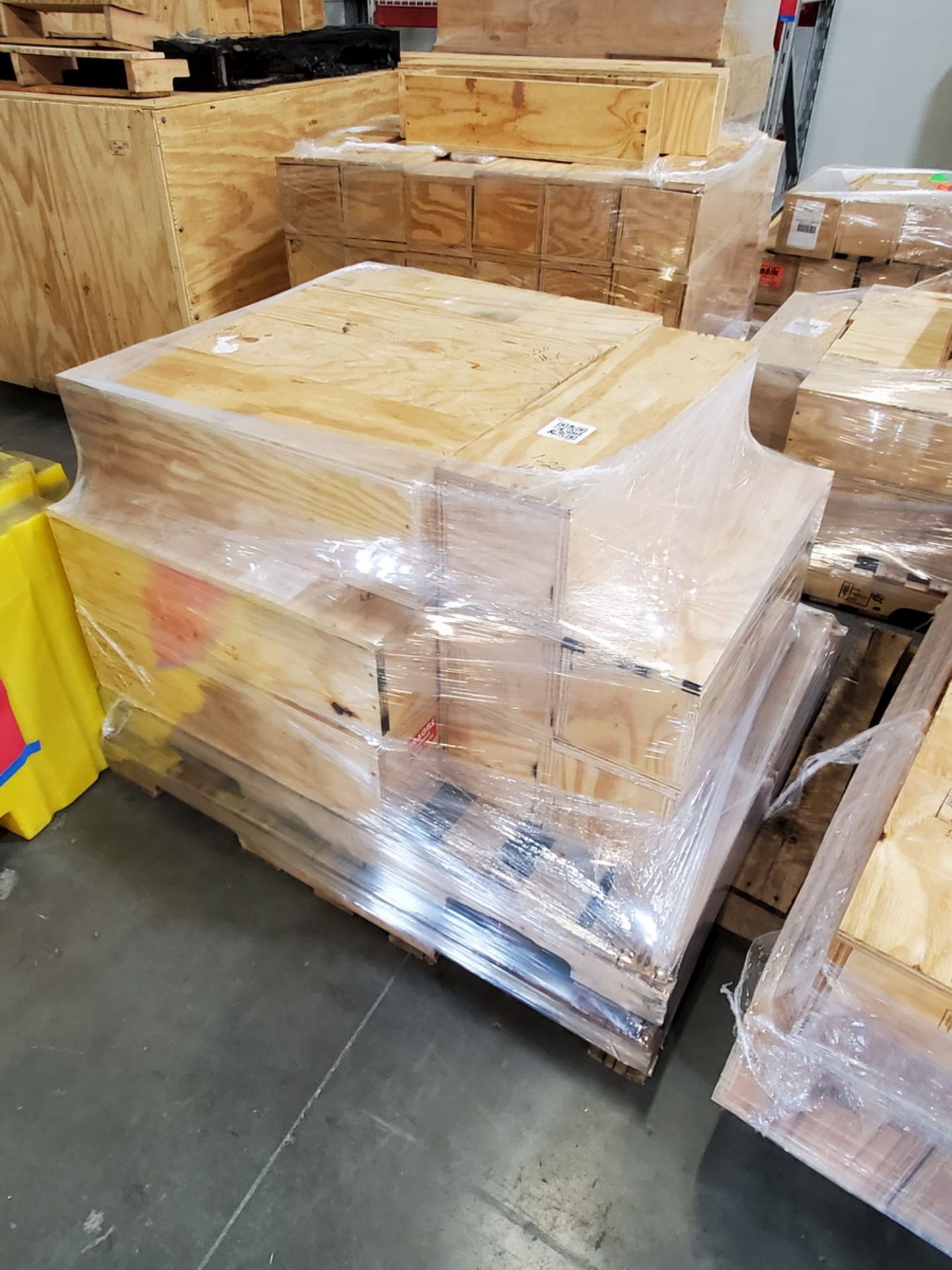 Assorted Wood Crates Range: 9" x 6" x 4" - 86" x 51" x 42" - Image 5 of 13