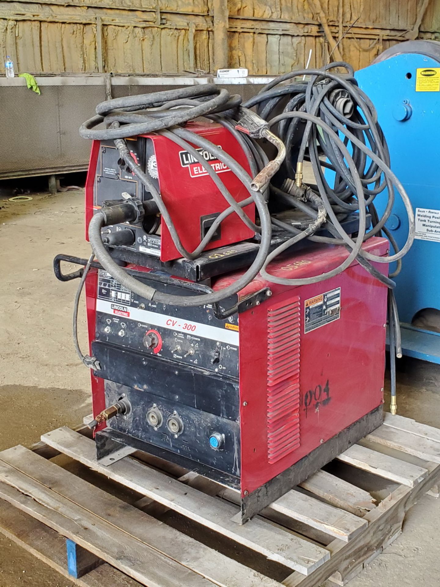 Lincoln Eletric CV-300 Mig Welder - Image 3 of 6