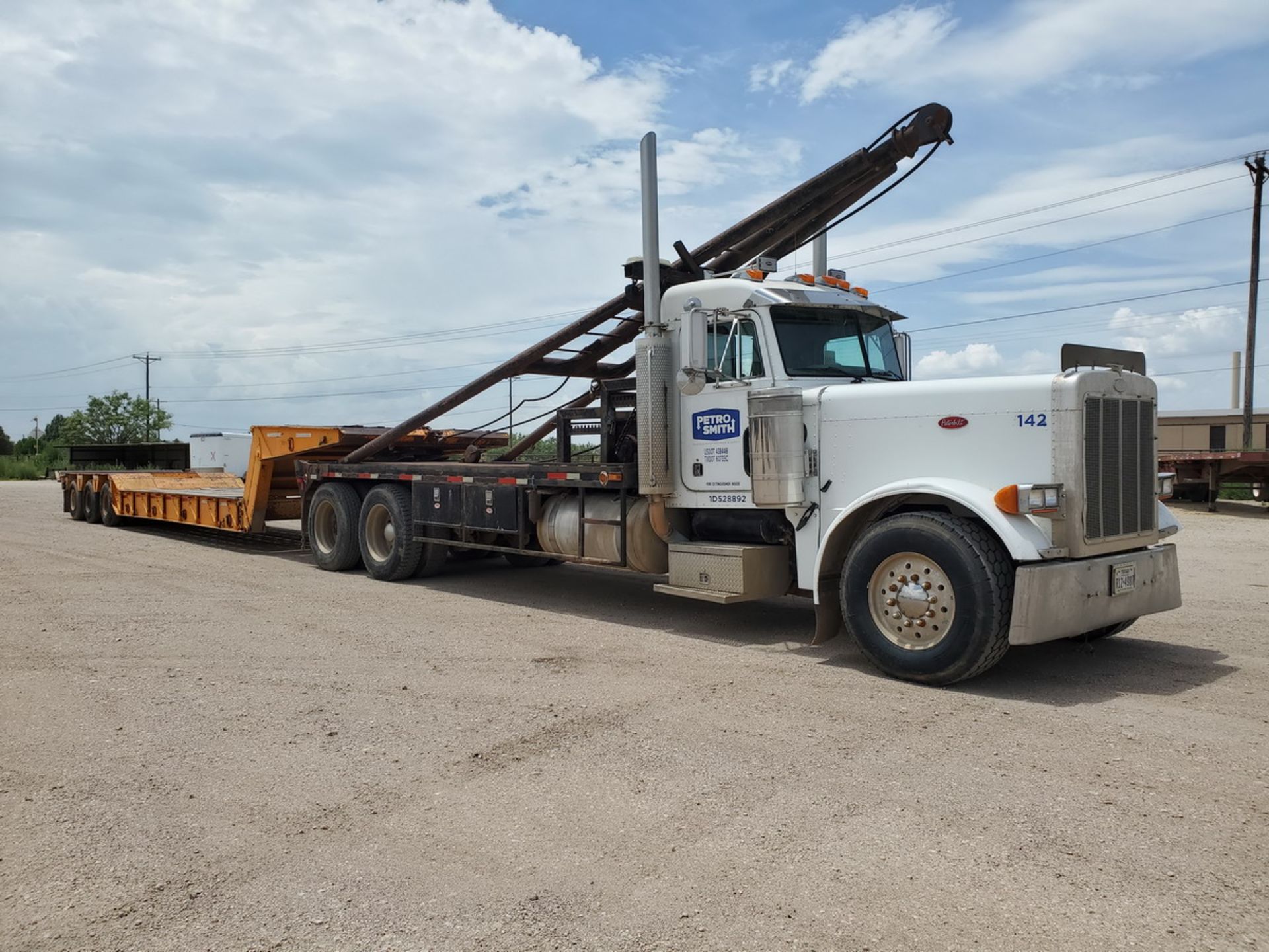 2001 Peterbilt Truck (Trailer Not Included)