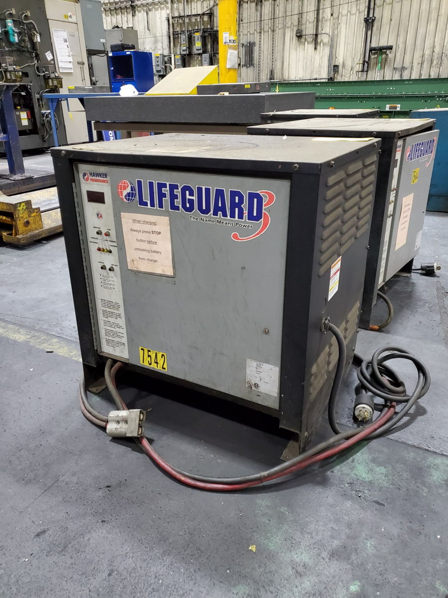 Lifeguard Industrial Battery Charger 8hr Charge Time, 208/240/480V, 3PH, 60HZ - Image 3 of 5