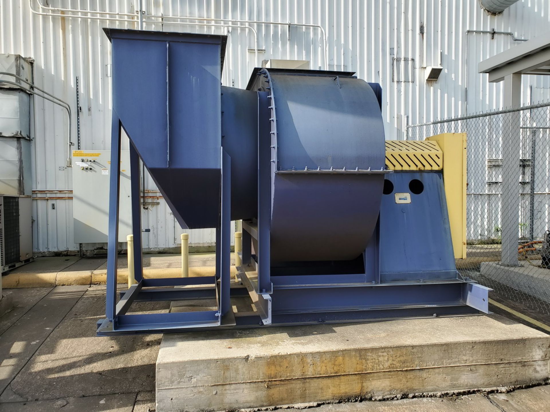 Donaldson Torit Dust Collector Mdl: RF276-10, 100HP, 230-460V, 3PH, 60HZ; W/ Tower, W/ Housing - Image 6 of 15