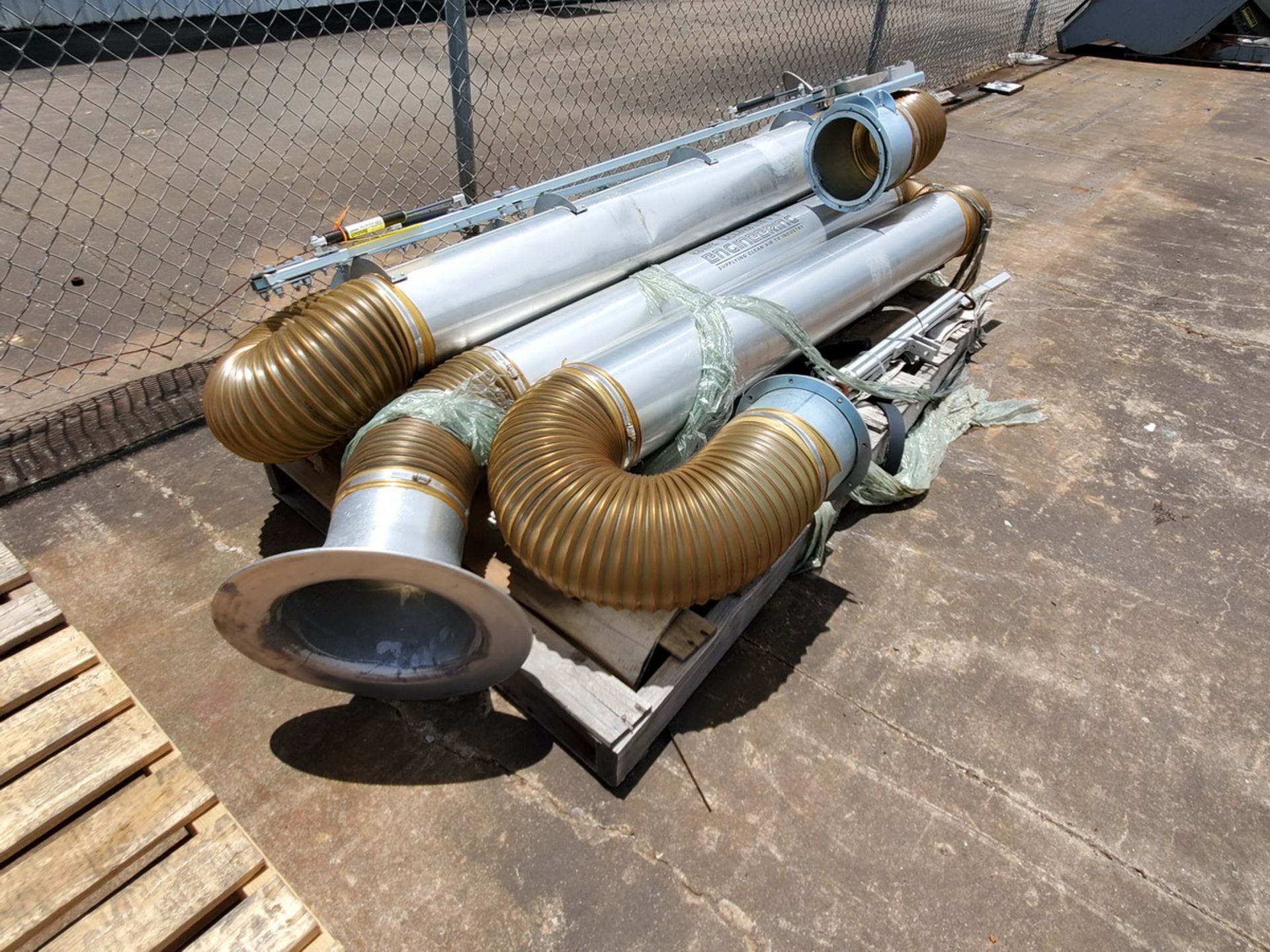 (4) Assorted Fume Extraction Arms Mfg's: Avani, Coral & Air Quality Engineering Co. - Image 5 of 12