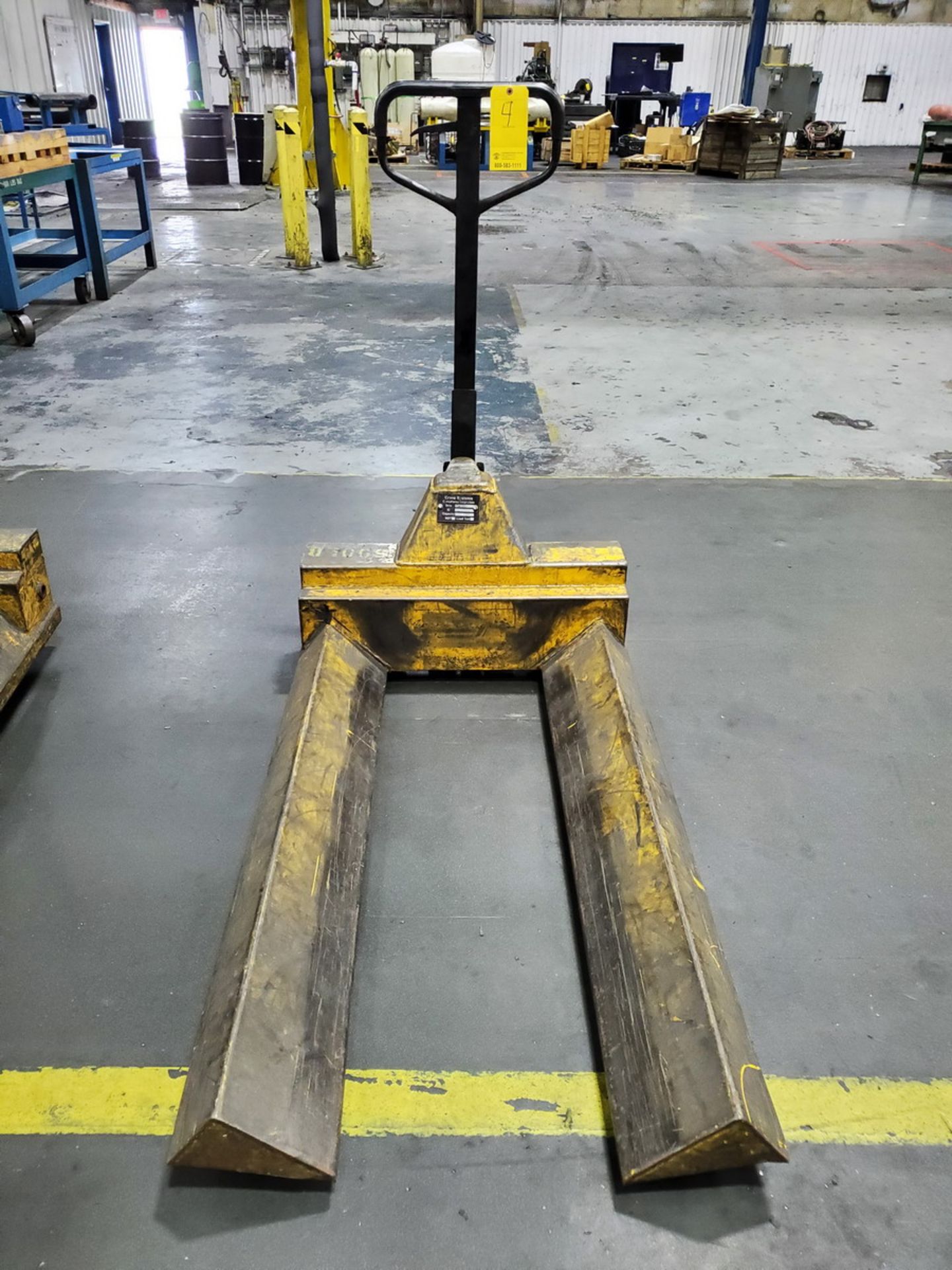 Crane System Pallet Jack 500lb Cap., 48" Forks