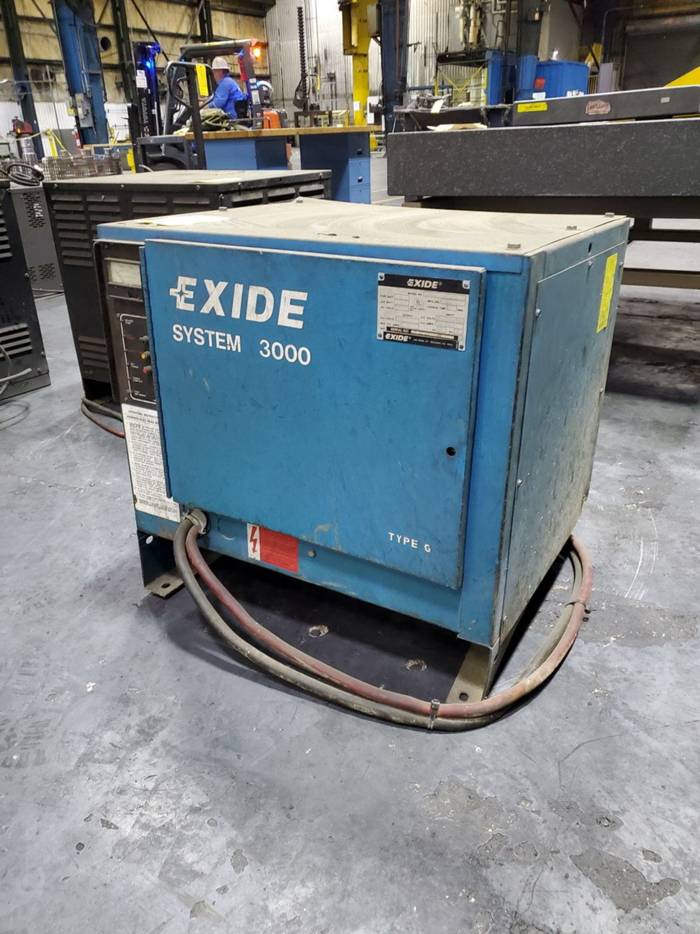 Exide Industrial Battery Charger 8hr Charge Time, 208/240/480V, 3PH, 60HZ - Image 3 of 6