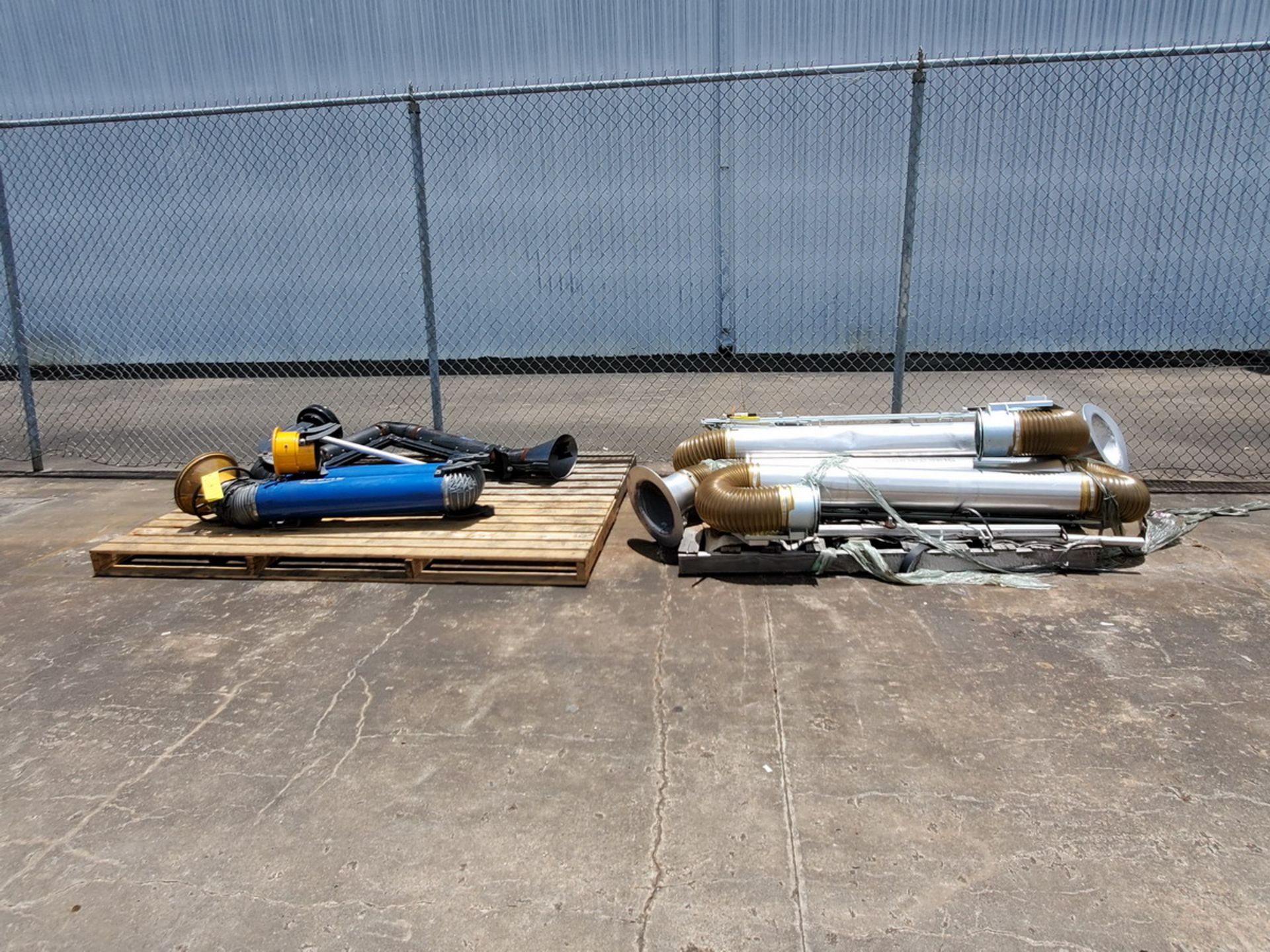 (4) Assorted Fume Extraction Arms Mfg's: Avani, Coral & Air Quality Engineering Co.