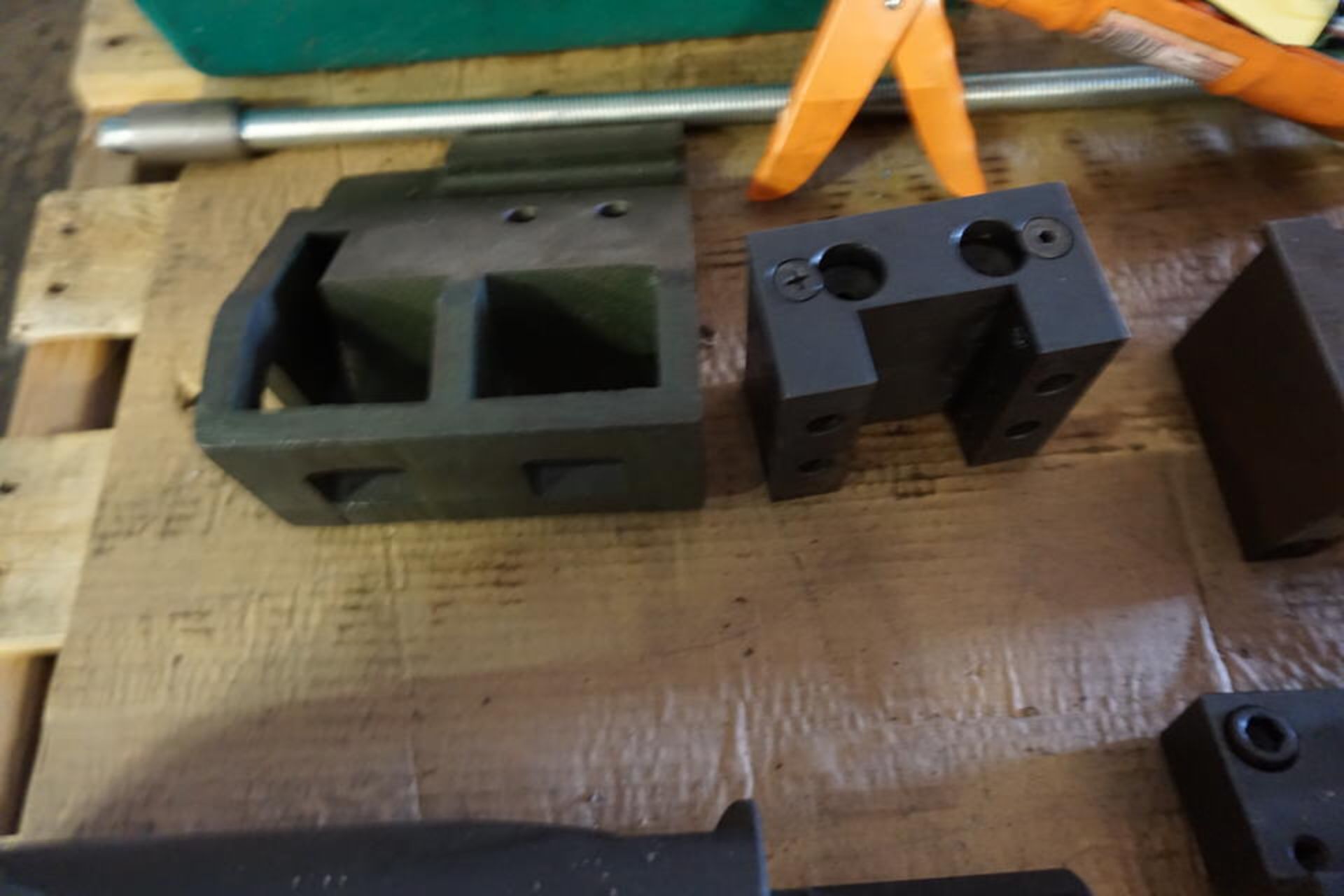 PALLET OF MISC MACHINE TOOLING - Image 5 of 6
