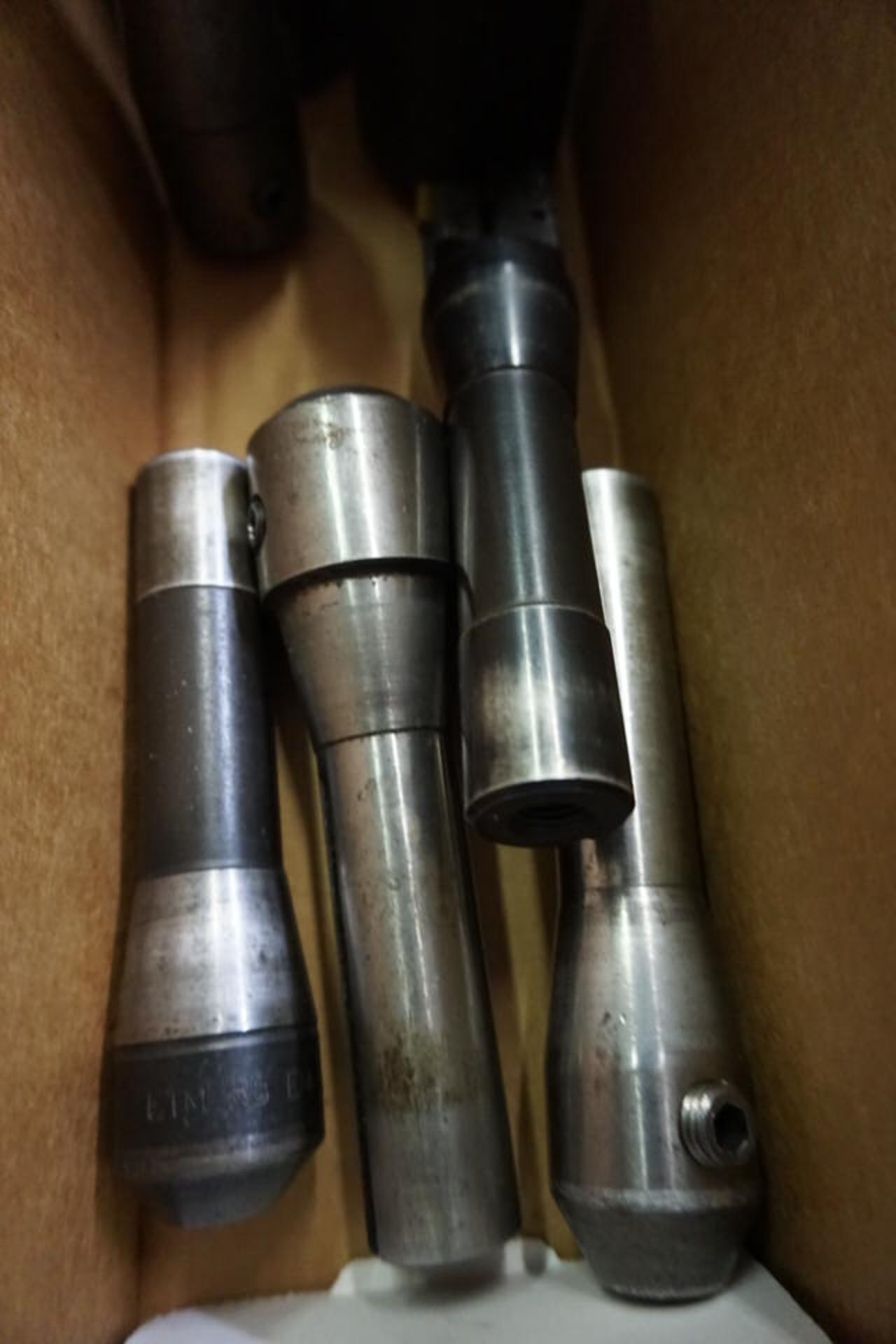 (11) ASSORT SIZE R-8 SHANK END MILL HOLDERS - Image 2 of 3
