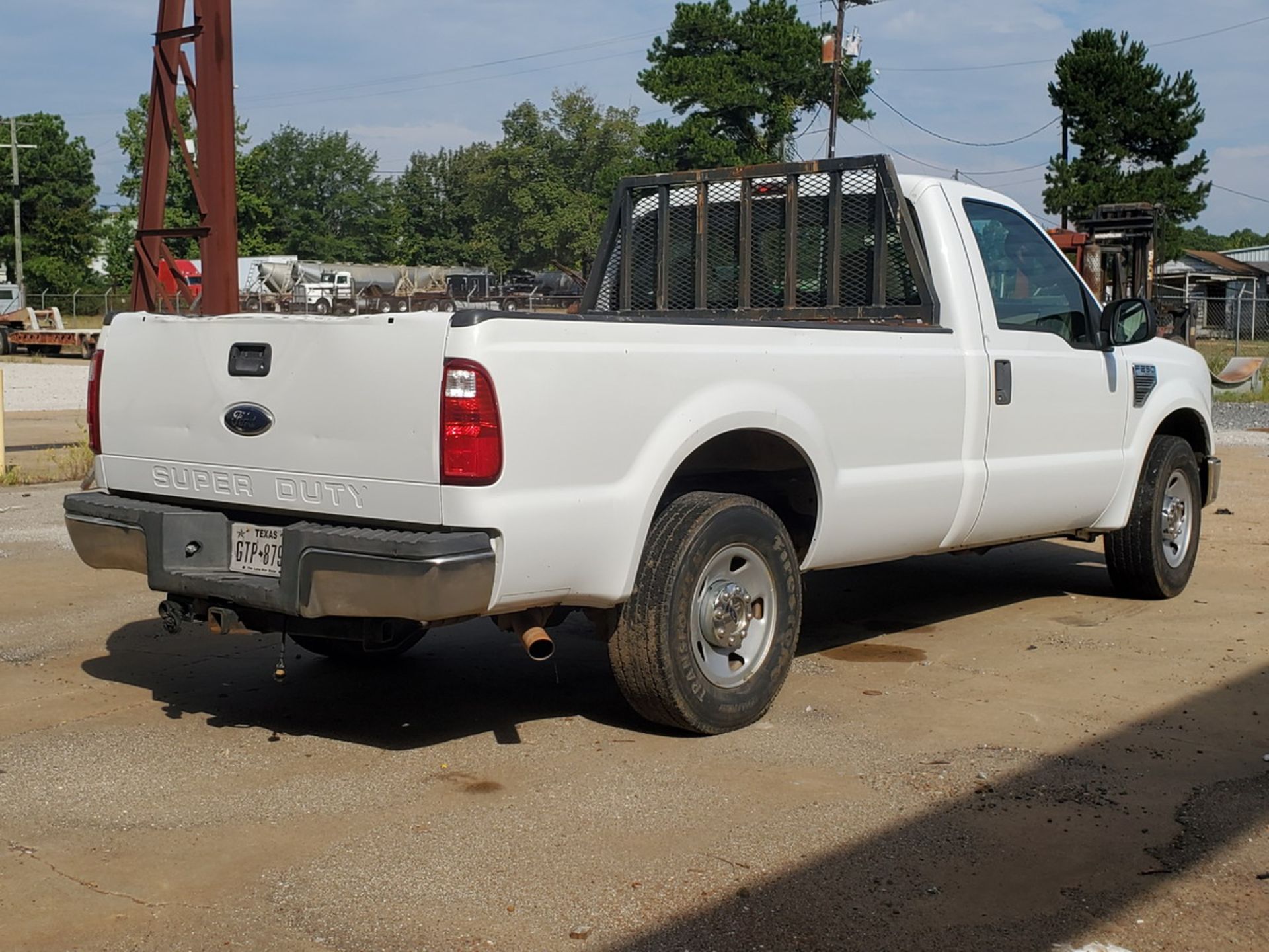 2008 Ford F-250 Pickup V8 Engine, Vin: 1FTN20518ED94781, 95,506 Mileage, Plate: TX GTP-8796 - Image 4 of 16